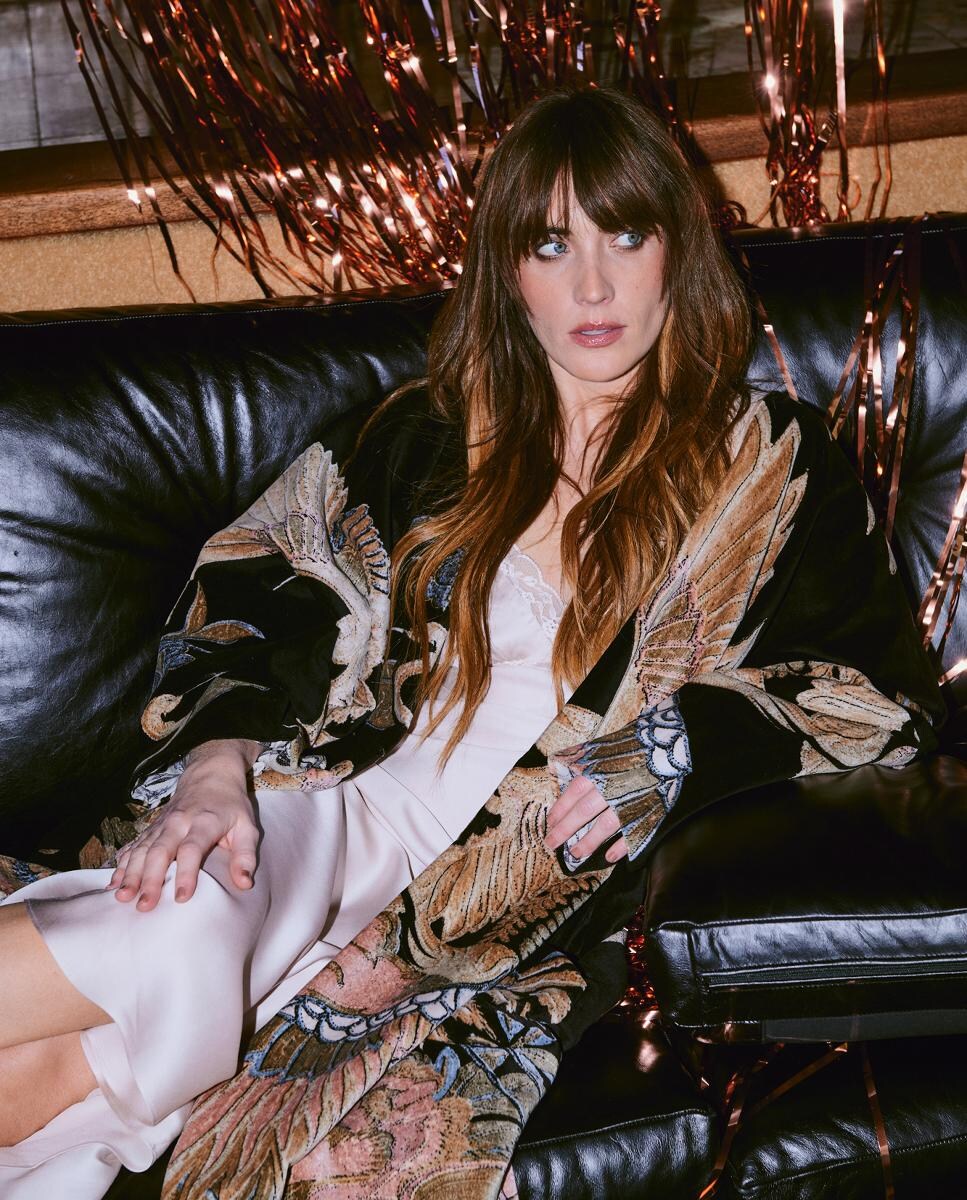 Casaco Comprido de Veludo Crane Black Preto-1