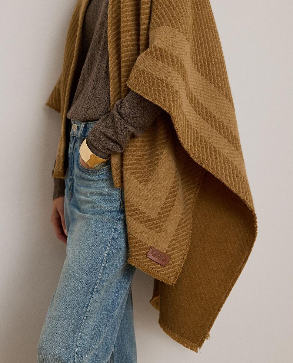 Poncho Liso de Malha em Duas Tonalidades Camel-6