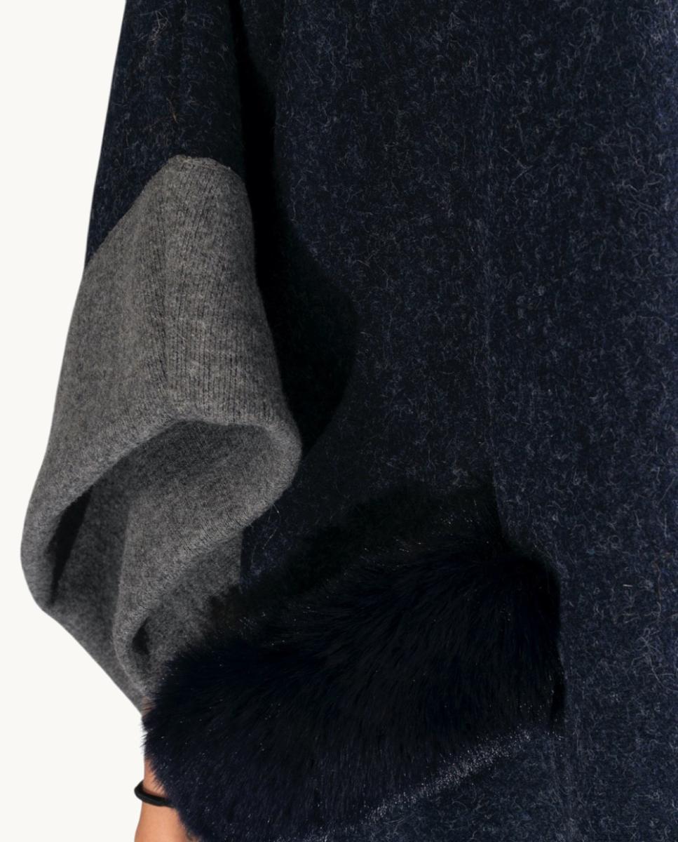 Capa Tipo Poncho de Tamanho Largo com Bolsos e Gola de Pelo Azul-marinho-2