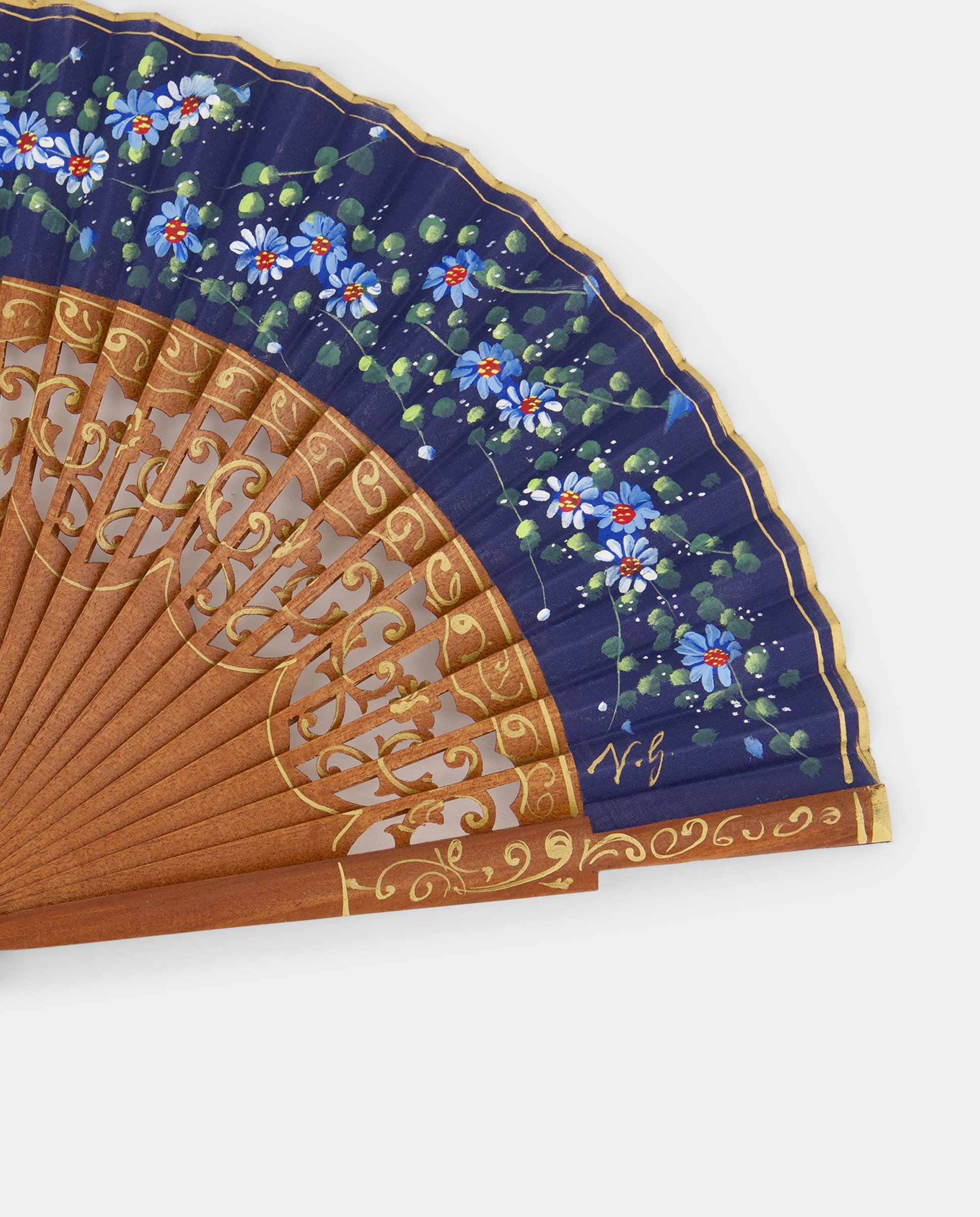 Leque de Madeira Trabalhada com Estampado Floral Azul-2