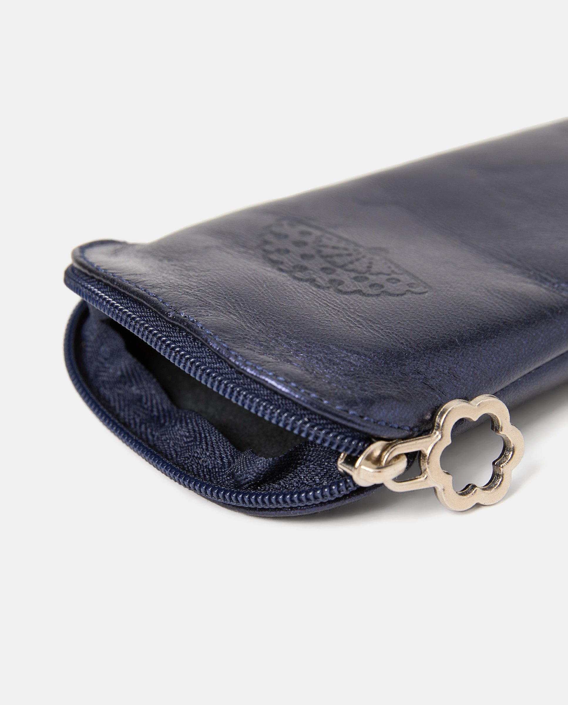 Capa em Pele Azul-marinho-2