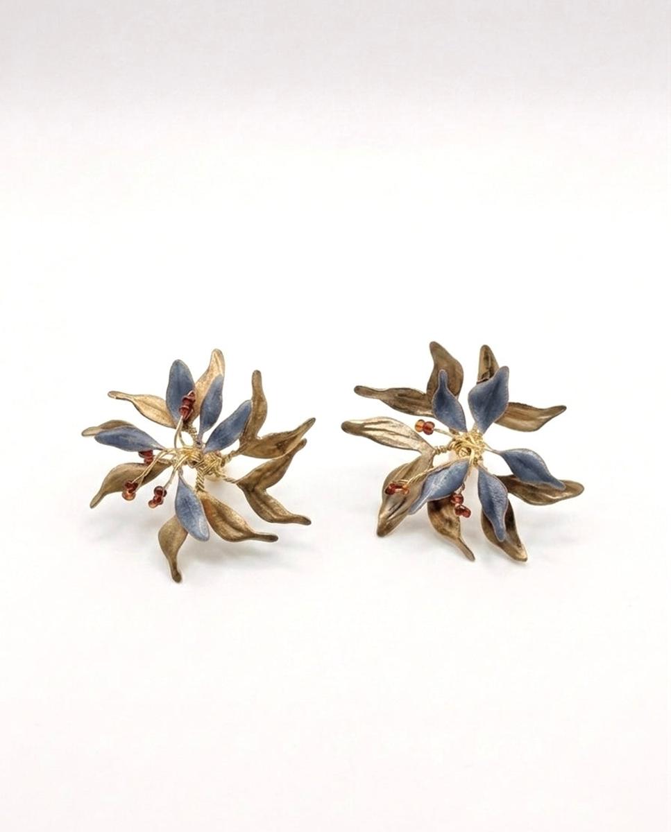 Imagen 0 de Pendientes pétalo Dorado