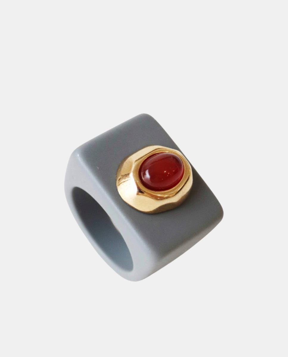 ÉMOLO - Anillo gris con ágata miel.