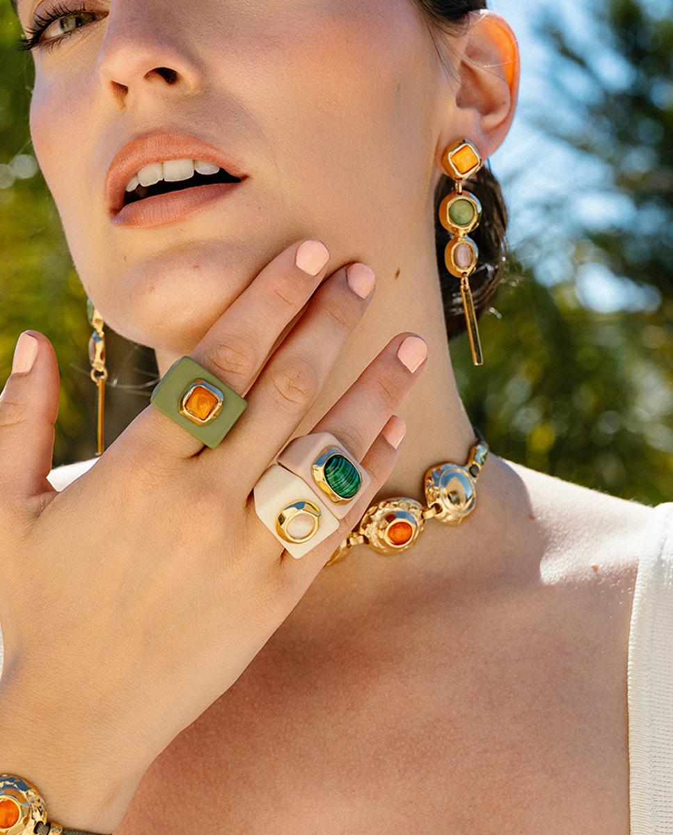 Anillo maquillaje con malaquita - ÉMOLO - Maquillaje Maquillaje-3