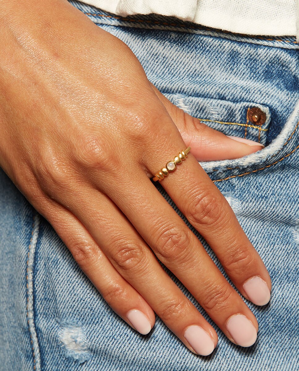 Anillo Luna dorado con piedra luna - Satya Jewelry - Blanco Blanco-2