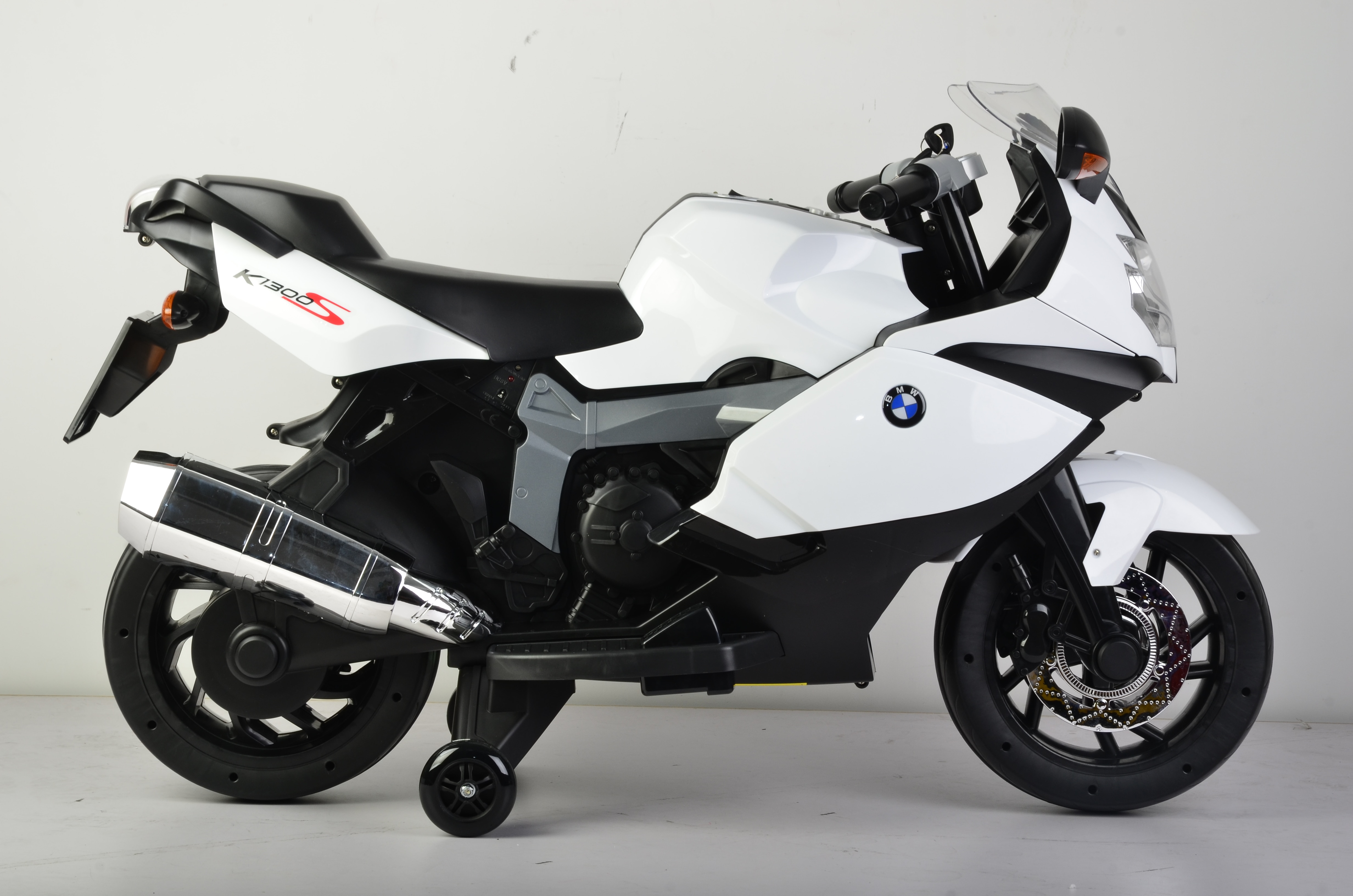 Moto eléctrica BMW K1300S Motorcycle 4
