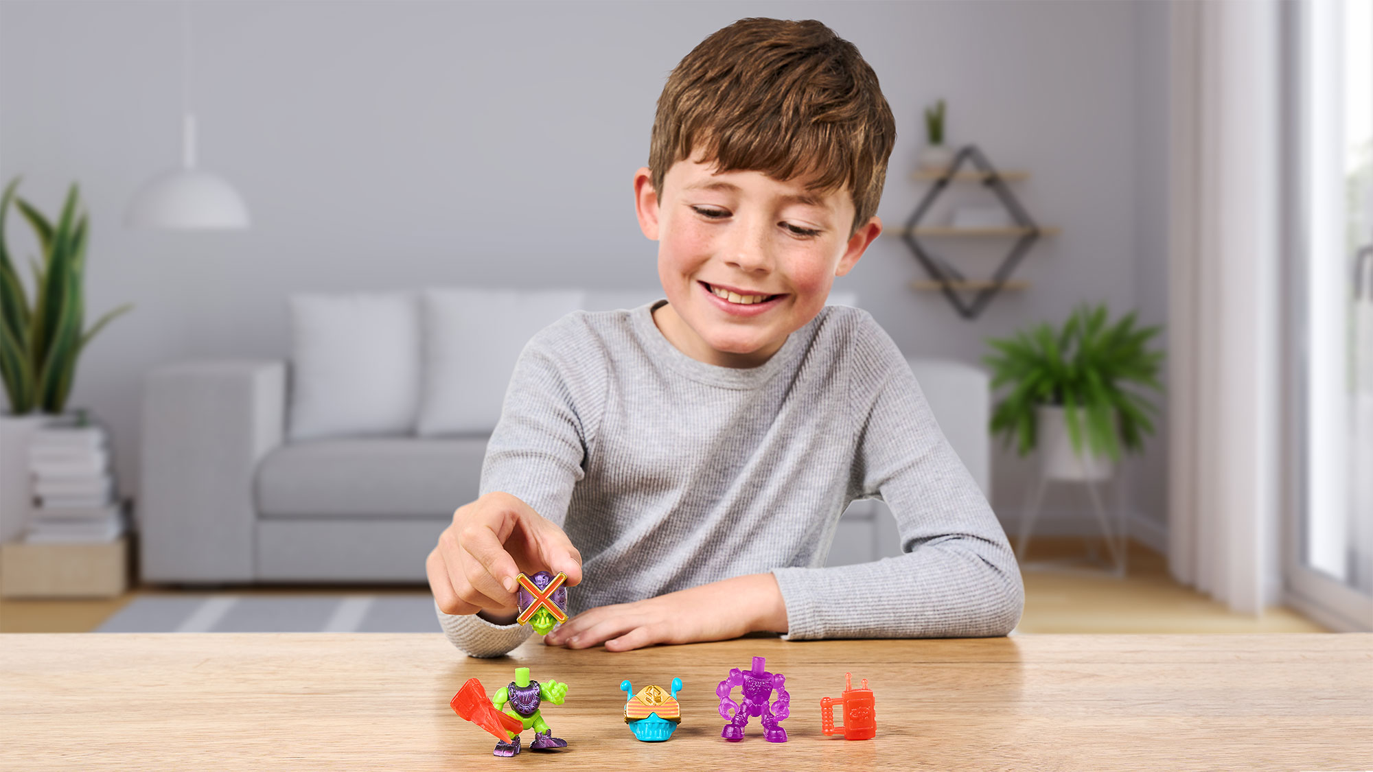 Figuras Alien Dissection TX Mega Treasure X Famosa · Famosa · El