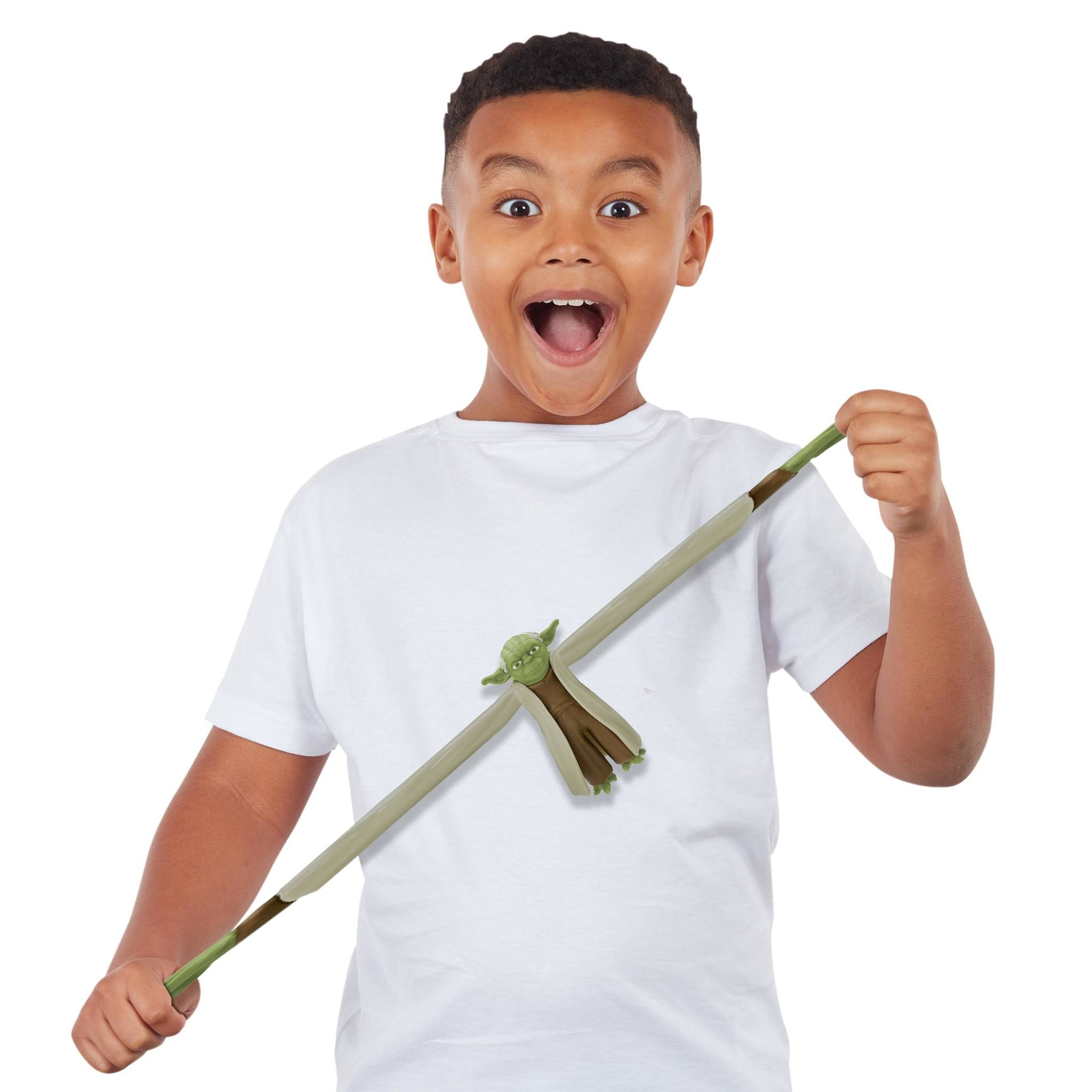 Muñeco Yoda Stretch Star Wars Famosa 4