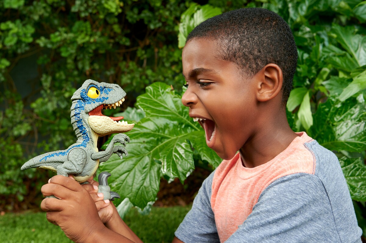 Dinosaurio de juguete con rugidos Mega Roar Blue Jurassic World Mattel 2