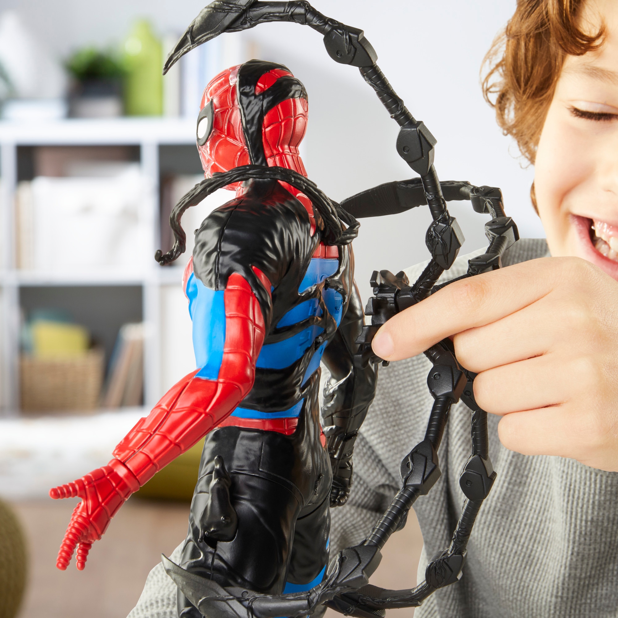 Figura Transformación líquida Spider-Man VenomVersus Marvel Hasbro 2
