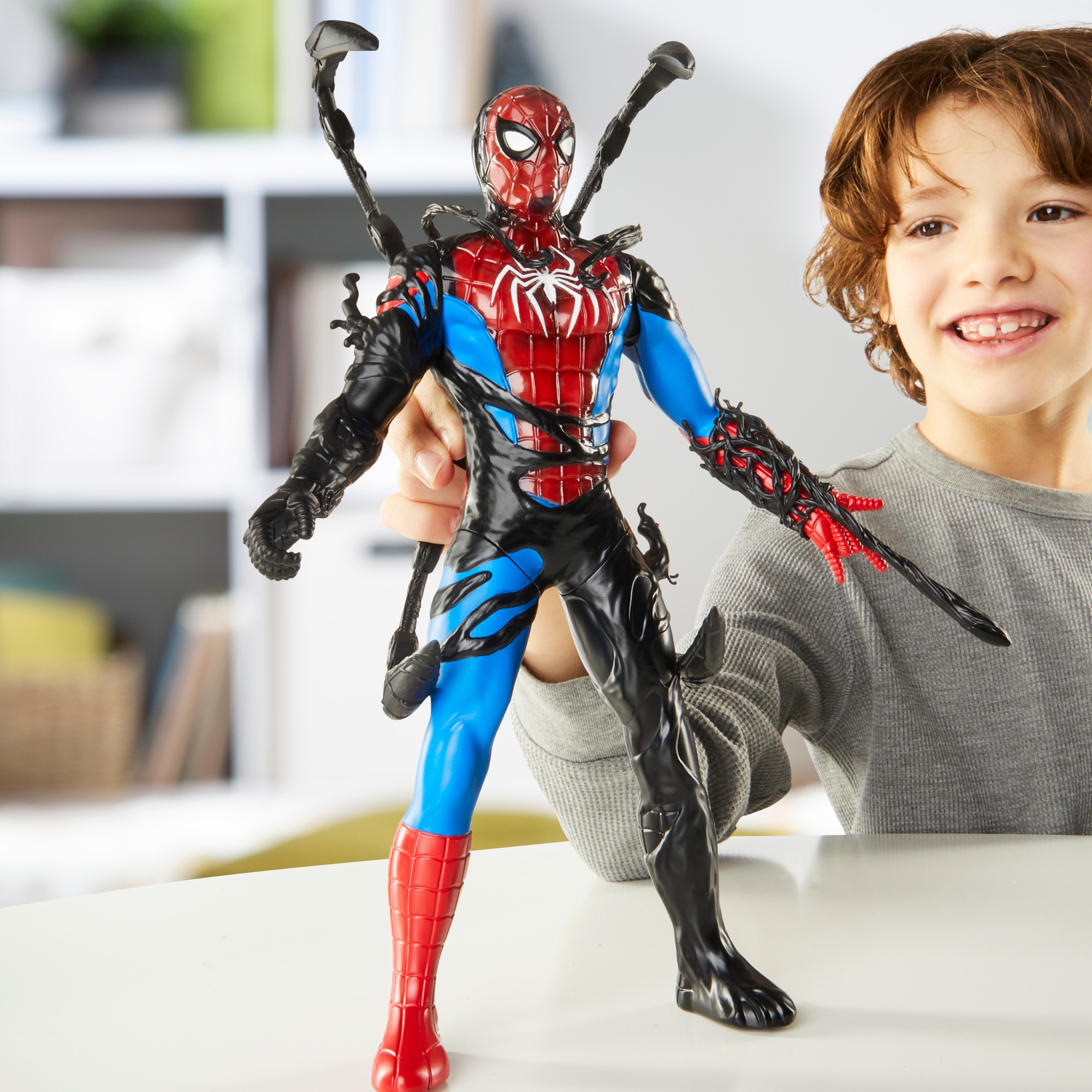 Figura Transformación líquida Spider-Man VenomVersus Marvel Hasbro 6
