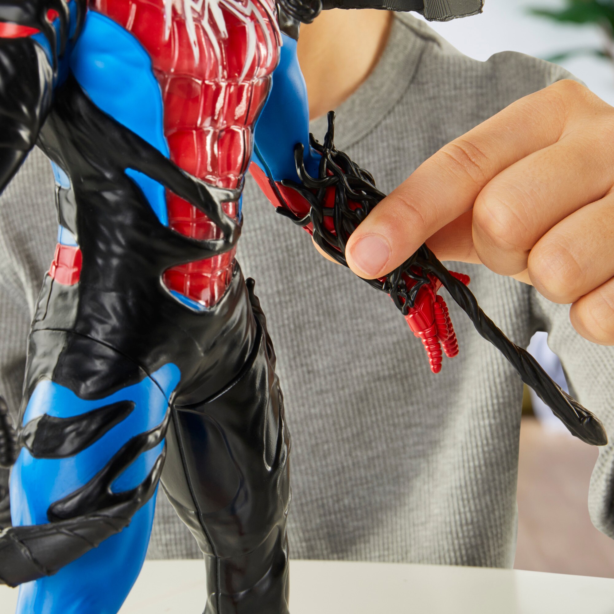 Figura Transformación líquida Spider-Man VenomVersus Marvel Hasbro 9