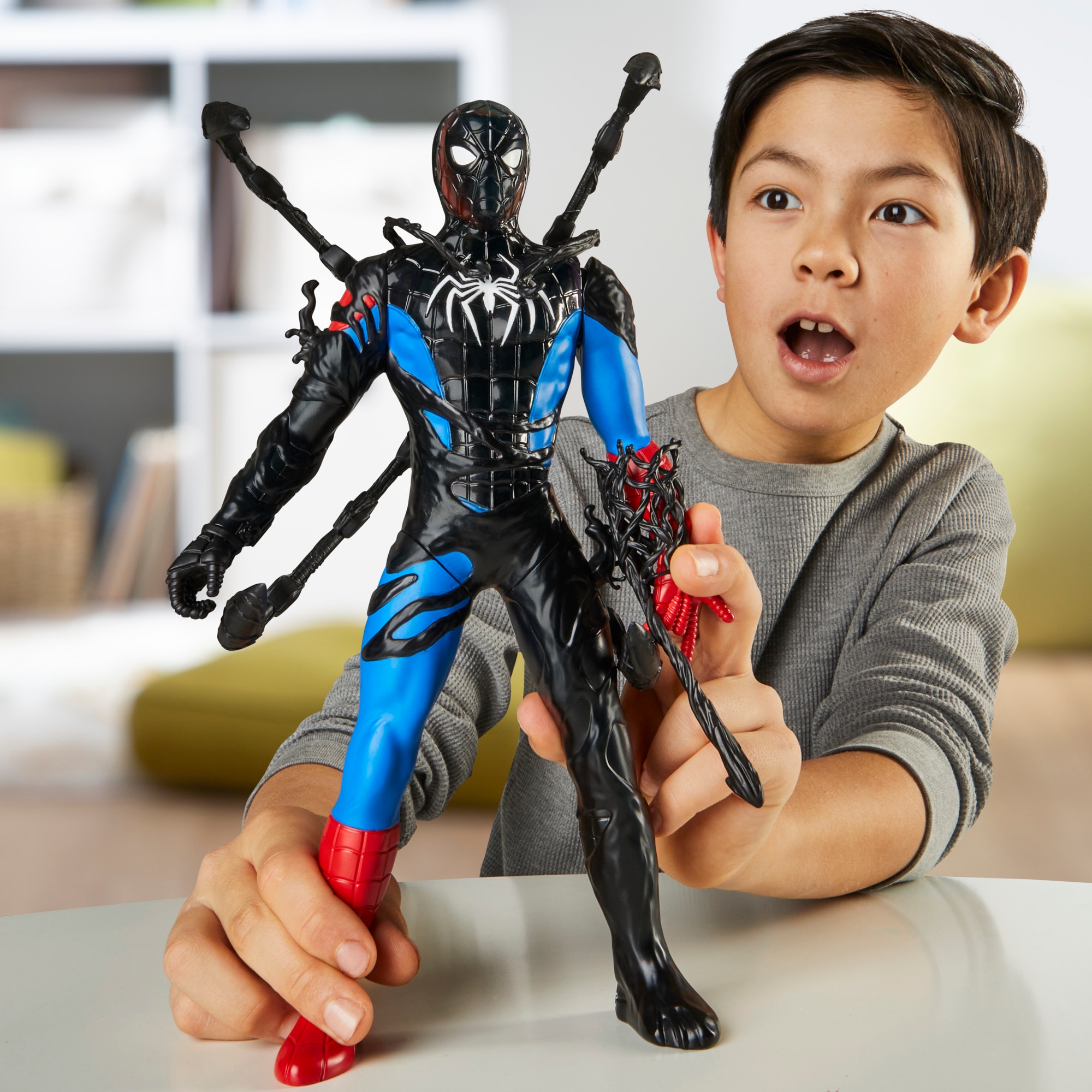 Figura Transformación líquida Spider-Man VenomVersus Marvel Hasbro 10