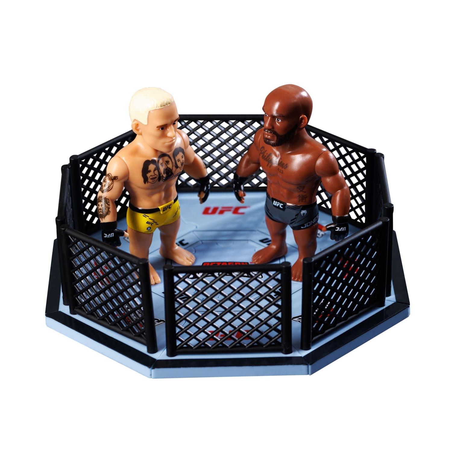 UFC punching bag que incluye figura articulada 7,5 cms y set de lucha 29