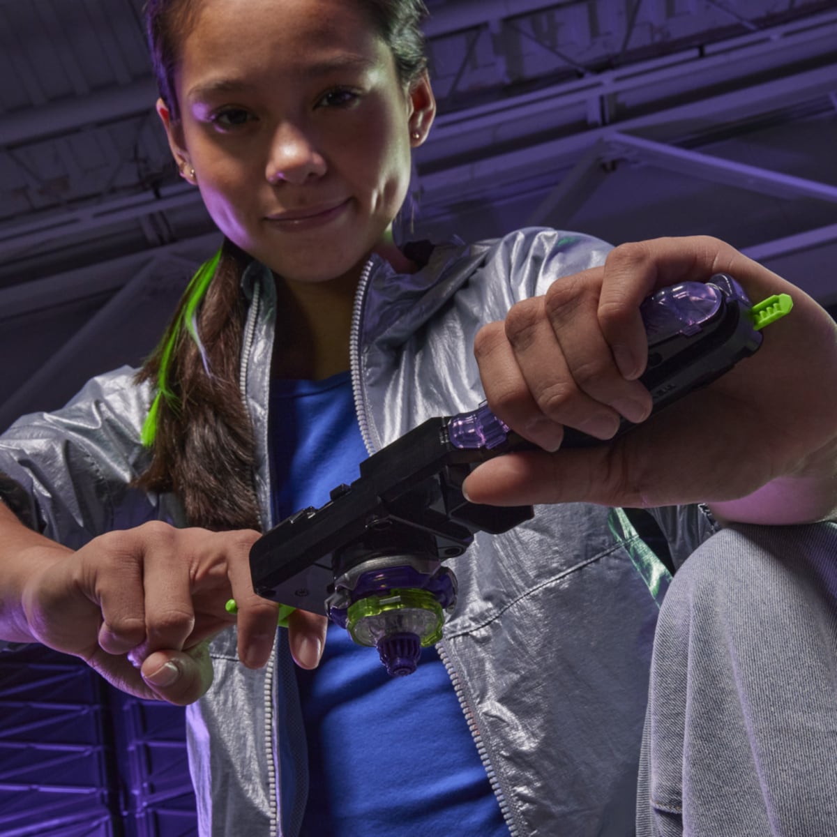 Beyblade X Set de Lançador Victory Grip com Saber Samurai 2-70L 2