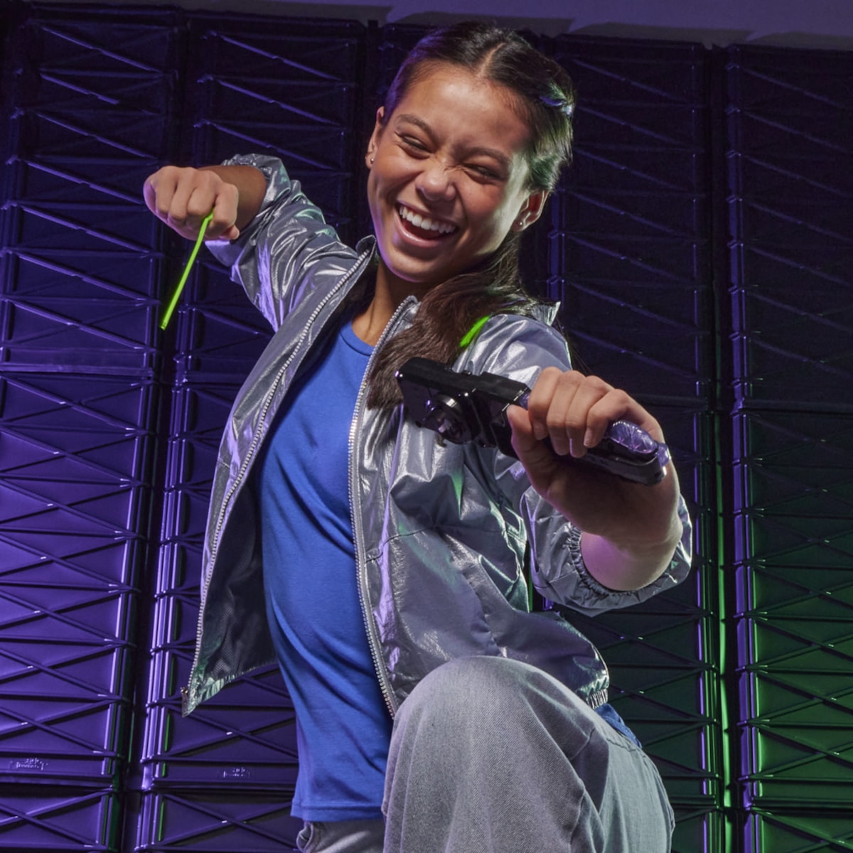 Beyblade X Set de Lançador Victory Grip com Saber Samurai 2-70L 4