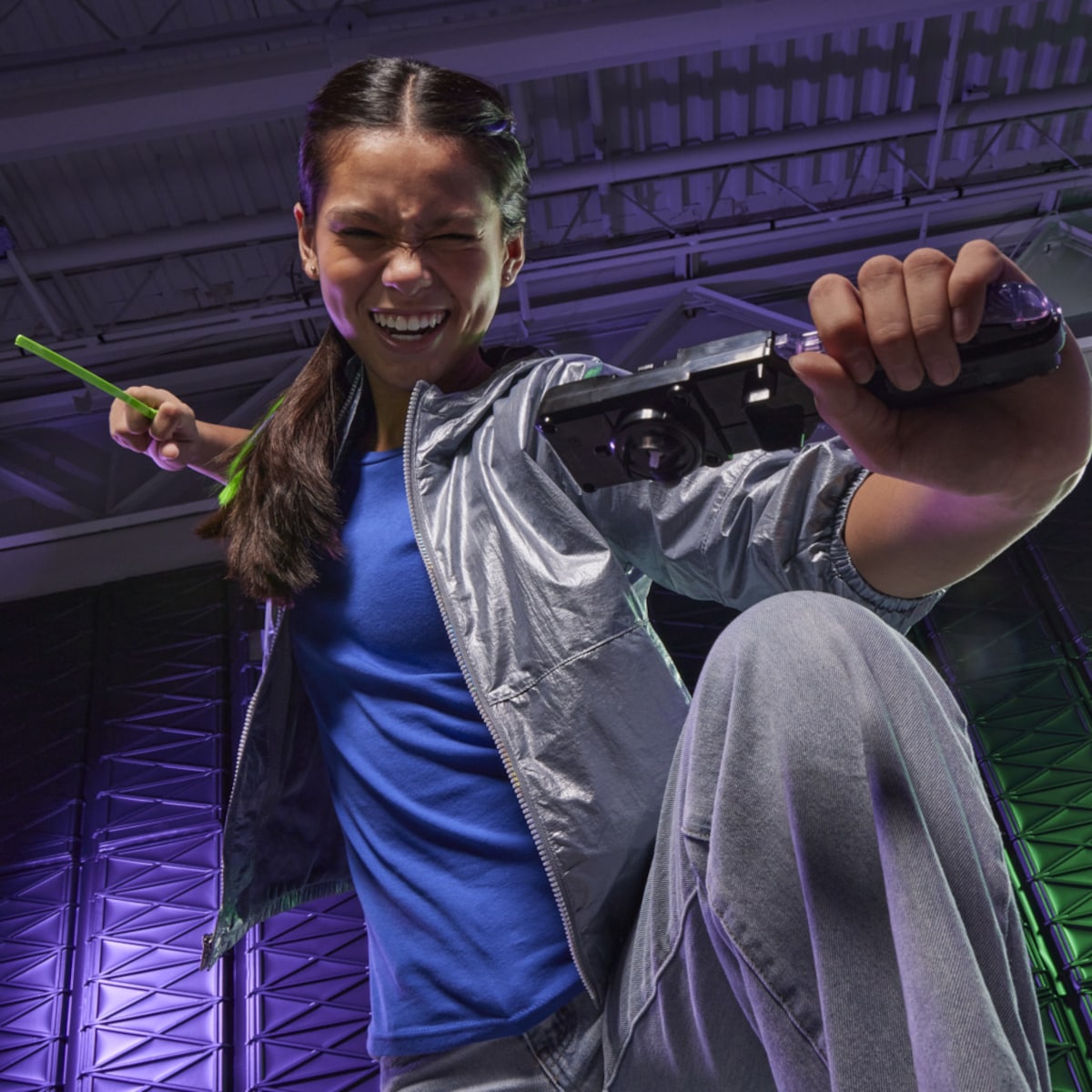 Beyblade X Set de Lançador Victory Grip com Saber Samurai 2-70L 9