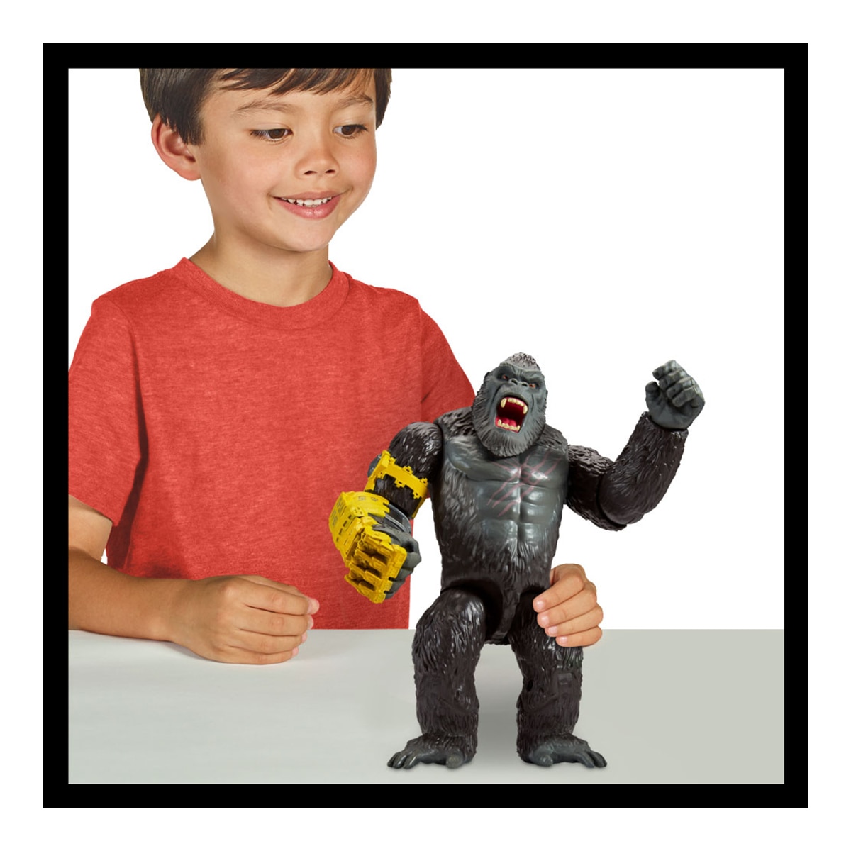 Figura GxK 11" Giant King Kong Famosa 6