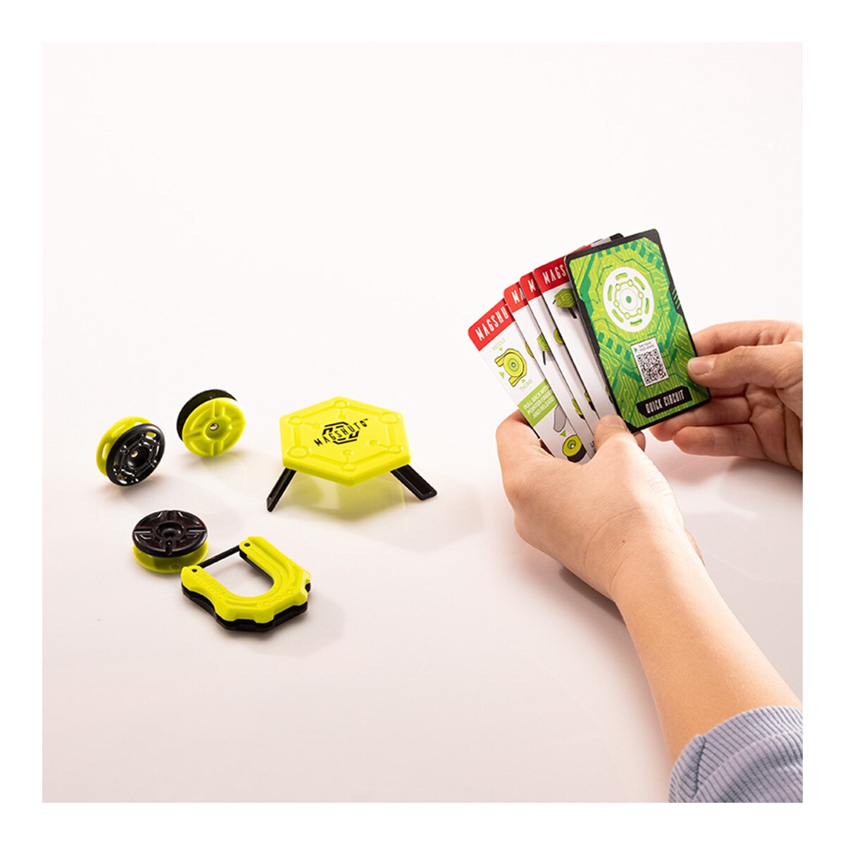 Juguete de acción y estrategia Magshuto magkit Bizak 19