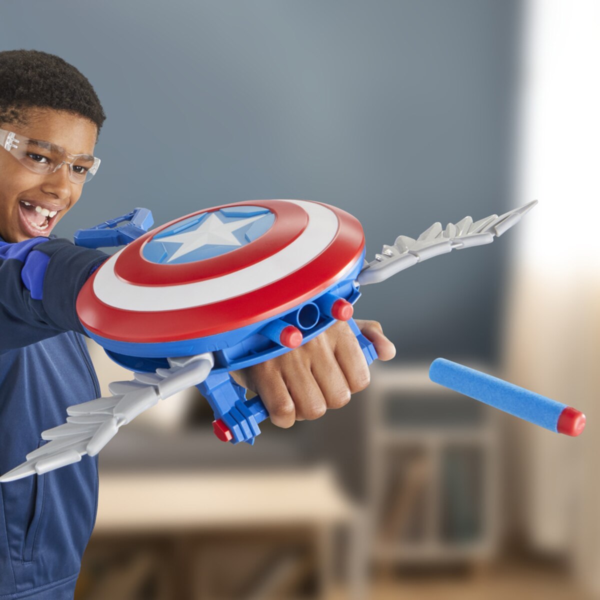 CAPTAIN AMERICA: ESCUDO LANZADARDOS 9