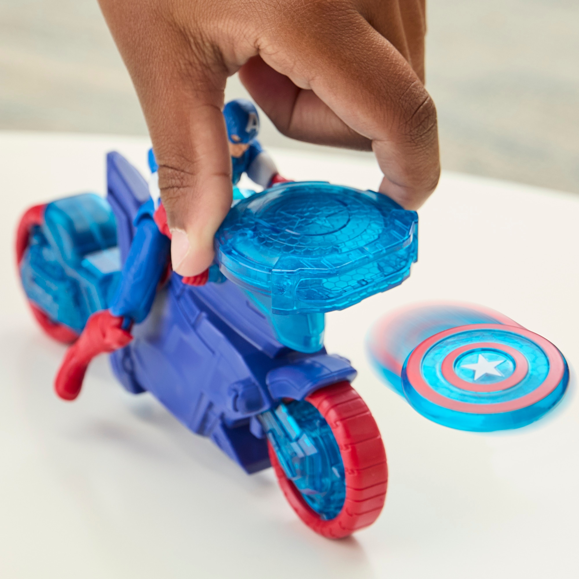 Moto lanzaescudos del Capitán América Epic World of Action Avengers Marvel Hasbro 5