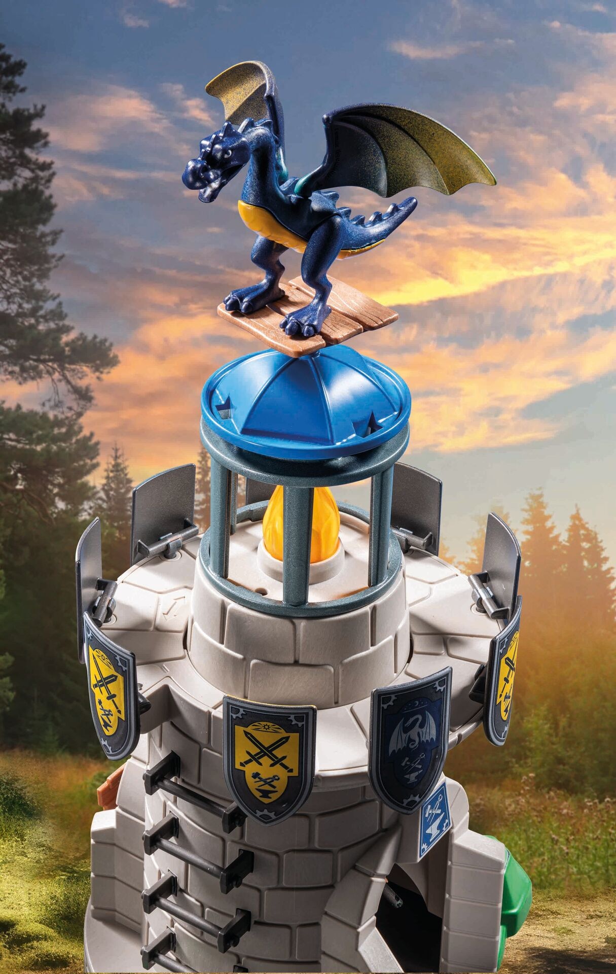 Torre de caballeros con herrero y dragón Playmobil 6