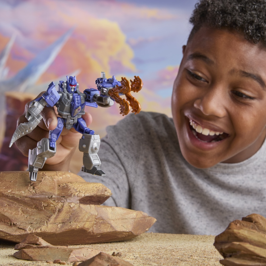 Transformers Cyberworld Figura Blindado Cyber Changers, 10cm 27