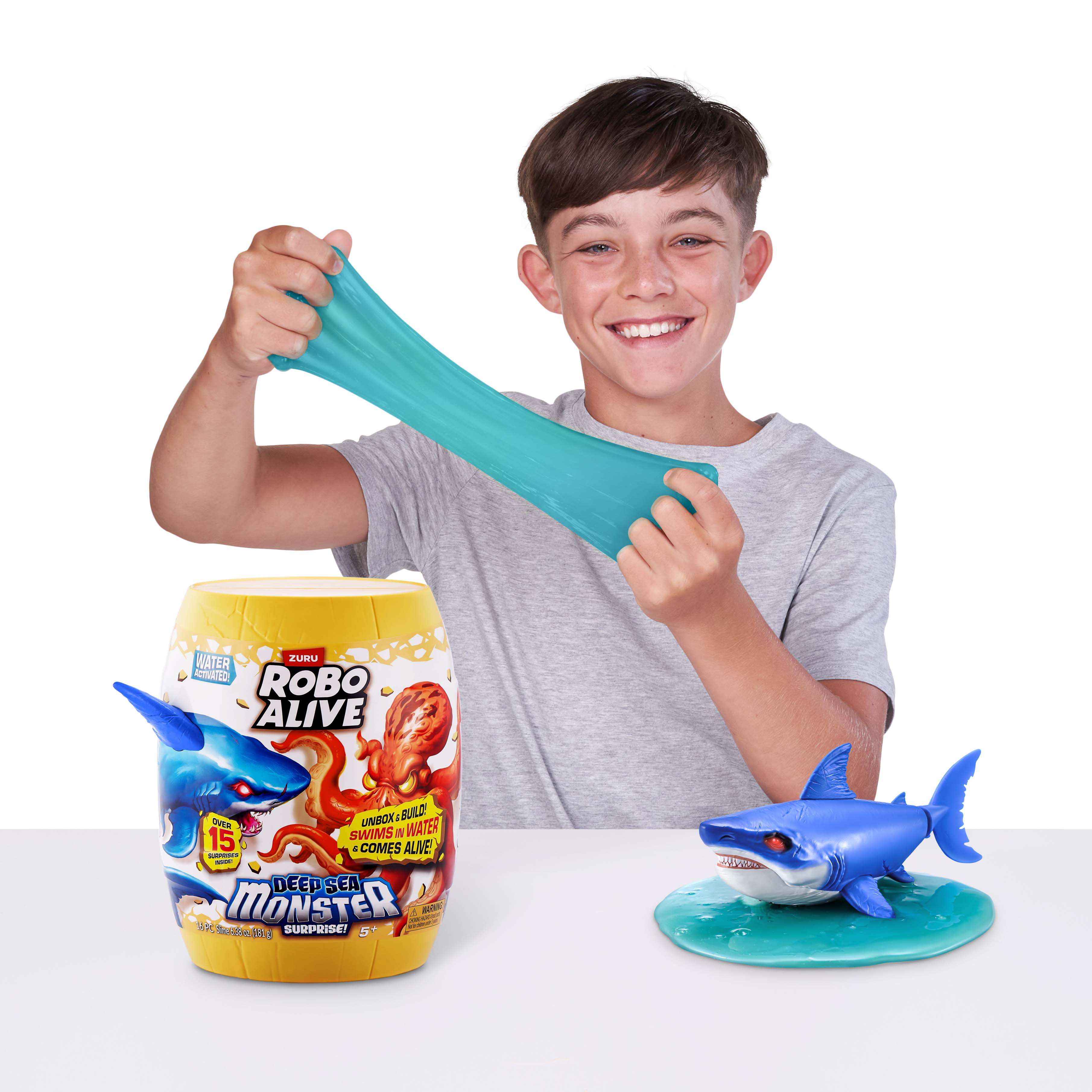 Set Sorpresa deep Sea Monster Robo Alive 7