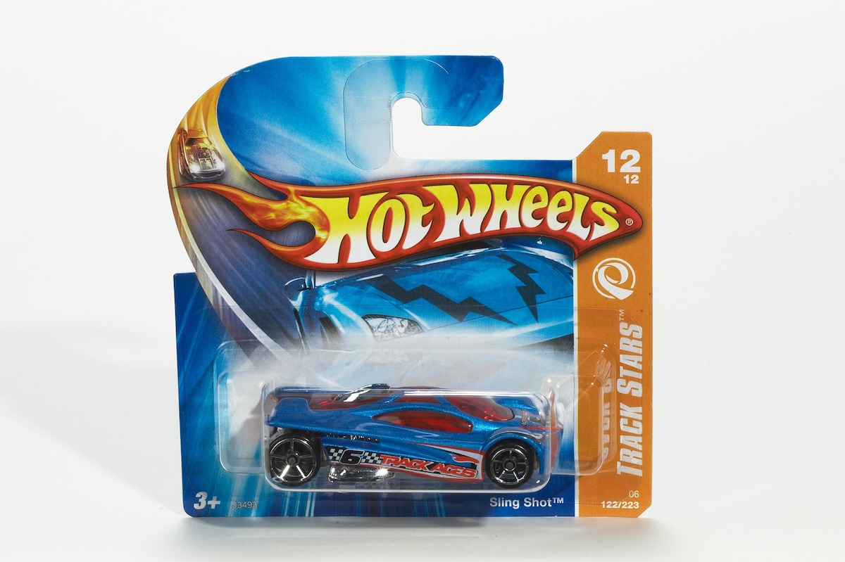 Hot Wheels Coches de juguete básicos pequeños, Modelos surtidos, 1 unidad 4