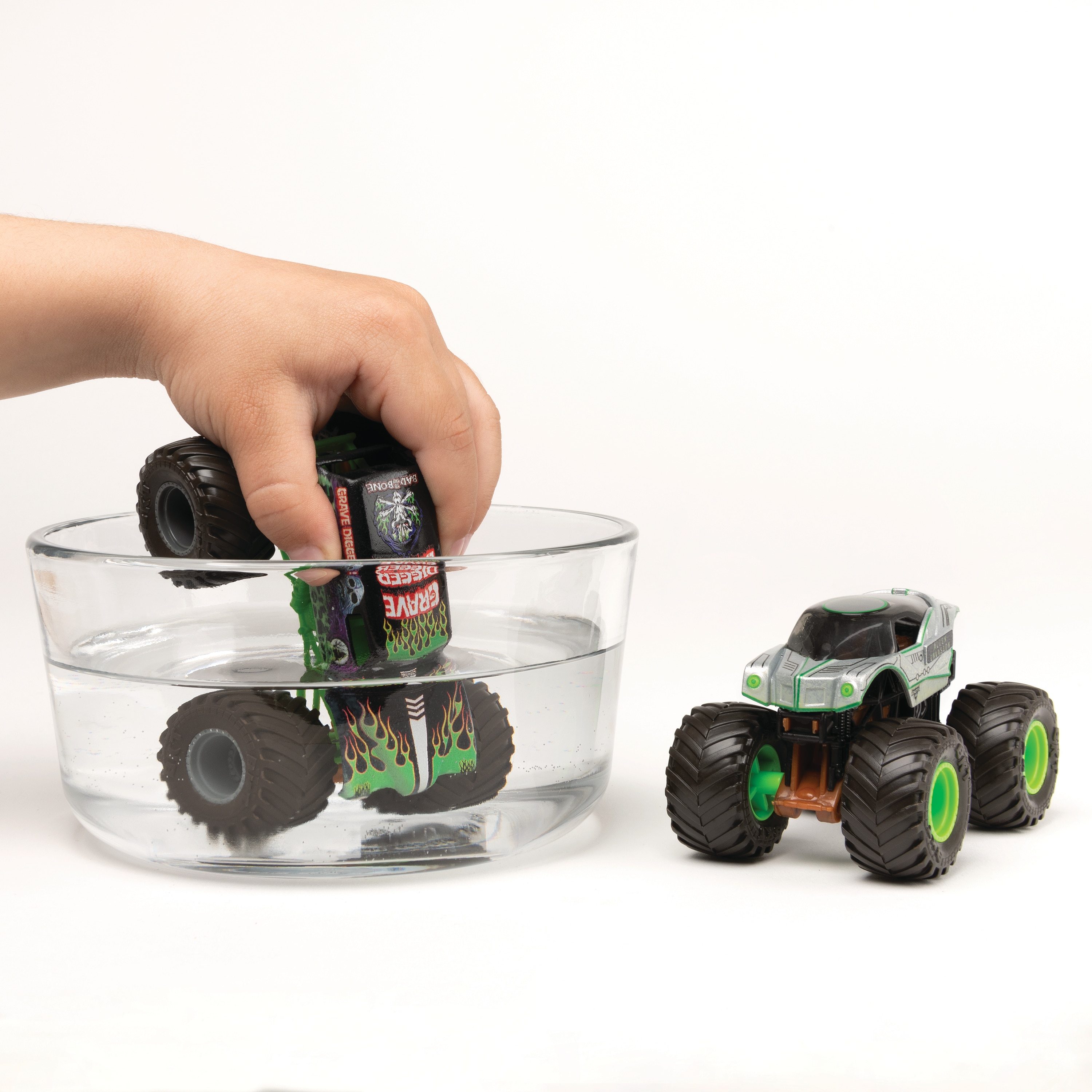 Pack 2 Monster Jam die cast 1:64 modelos surtidos 14