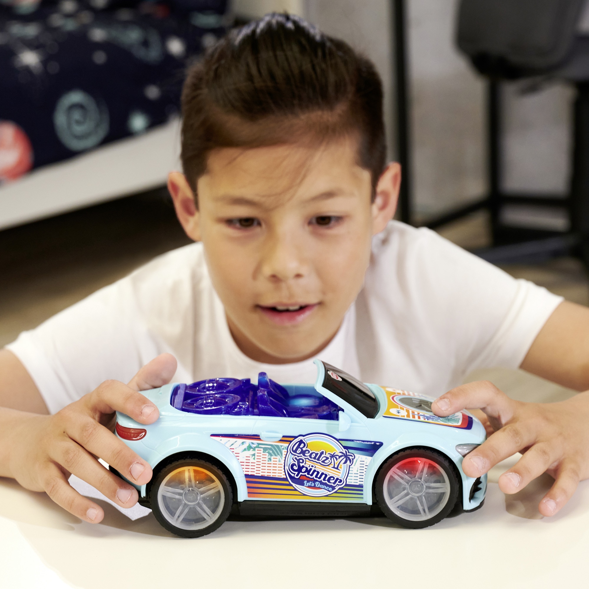 Vehículo de juguete Mercedes Clase E Beat Spinner Streets'n Beatz Dickie Toys 8