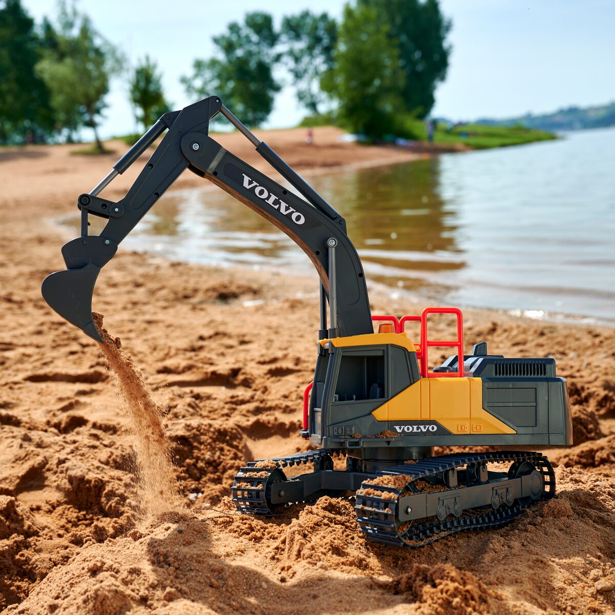 Escavadora Volvo Controlada por Rádio 12