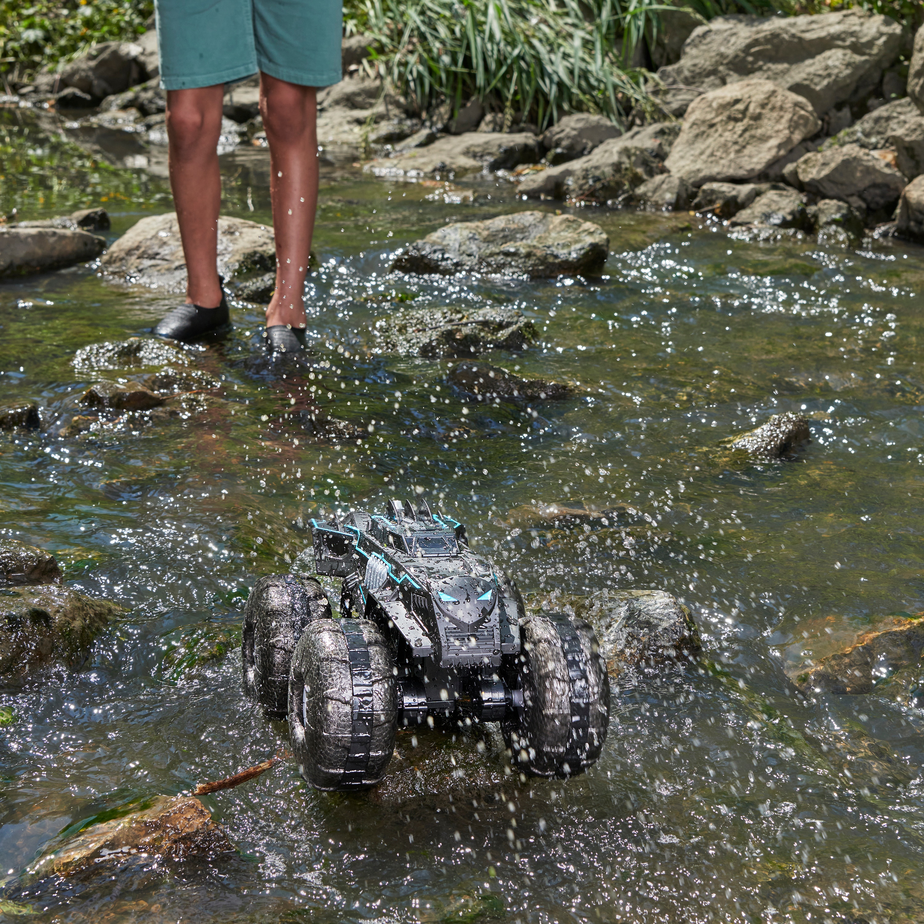 BAT Radio Control All Terrain Batmobile 8