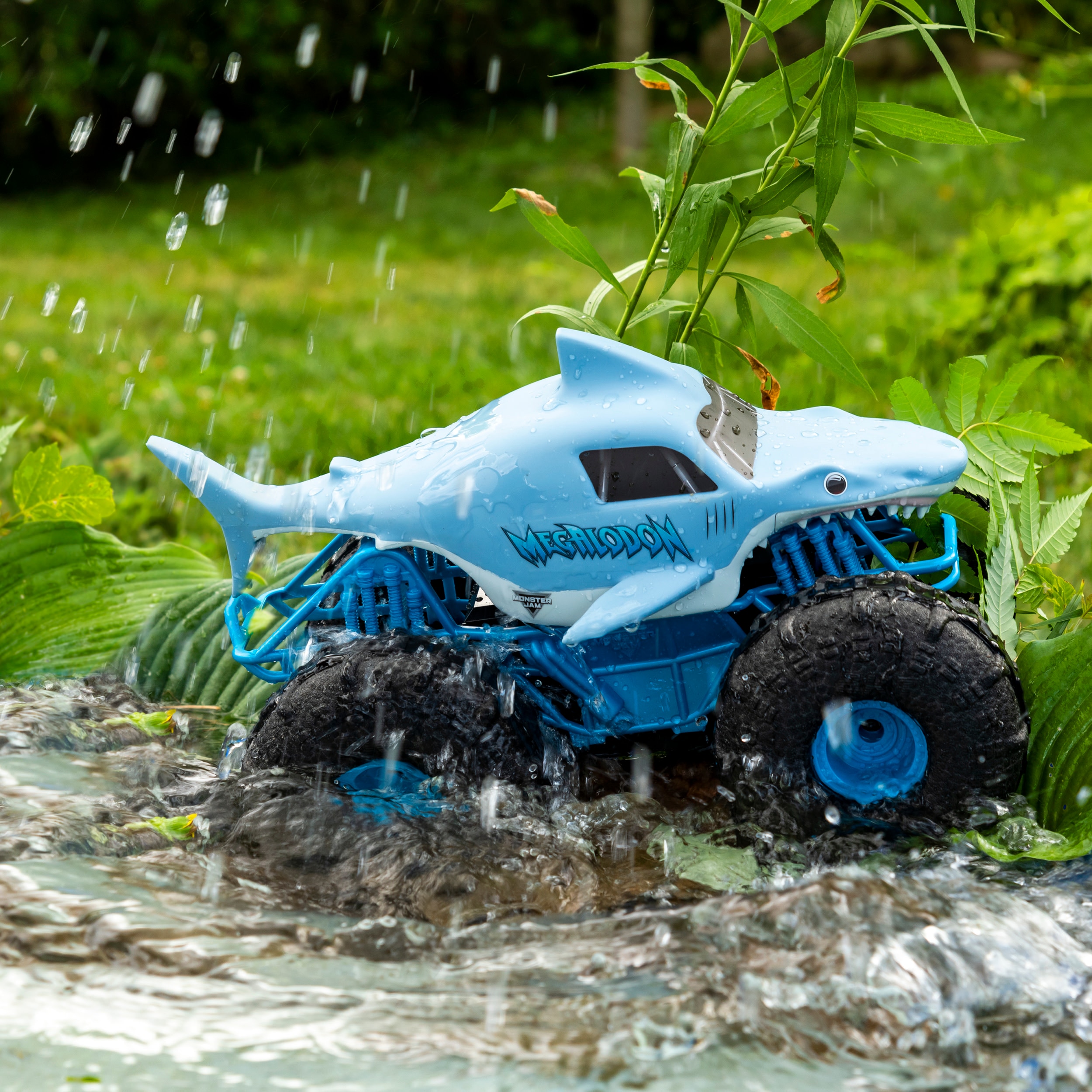 Monster Jam Megalodon Storm 6