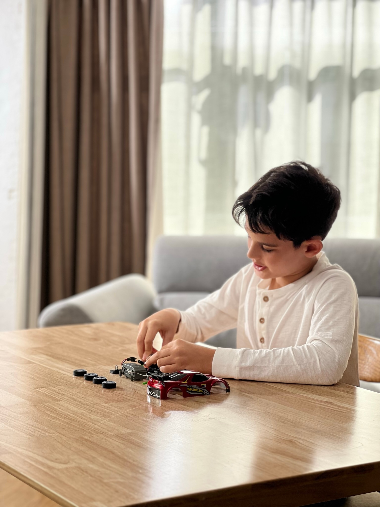 Coche Radiocontrol para construir Build 2 Drive RC Bizak 13