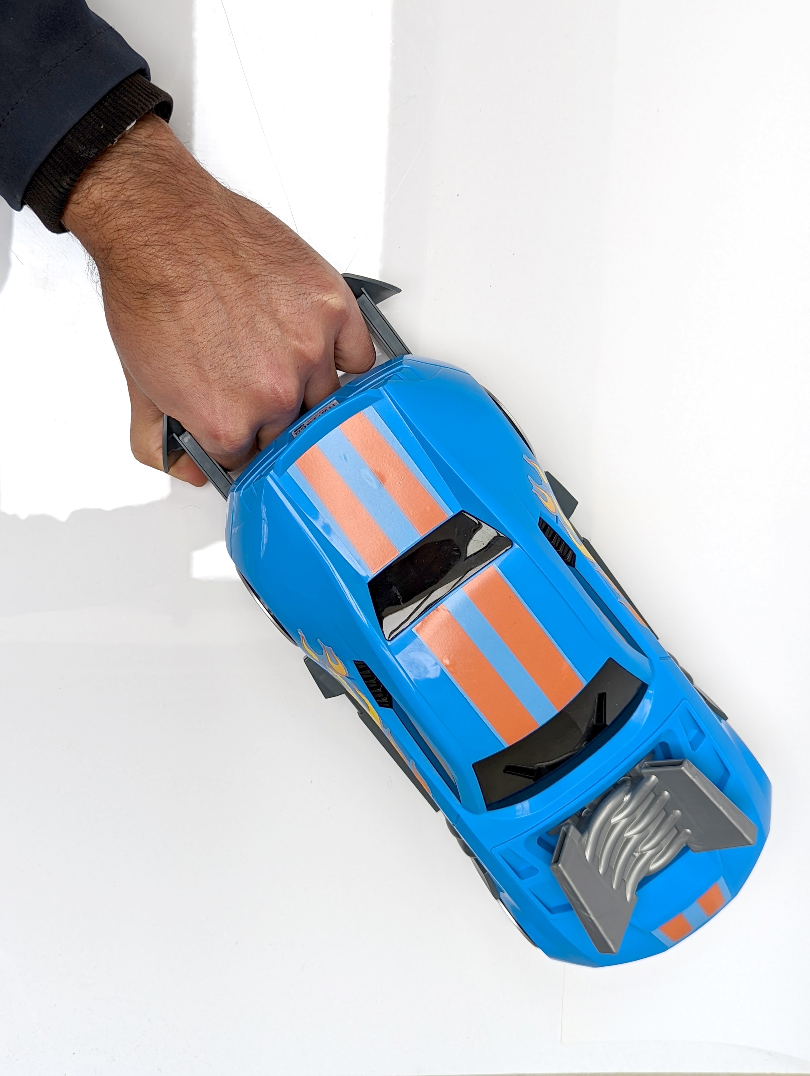 Coche de carreras portacoches Hot Wheels 2 en 1 11