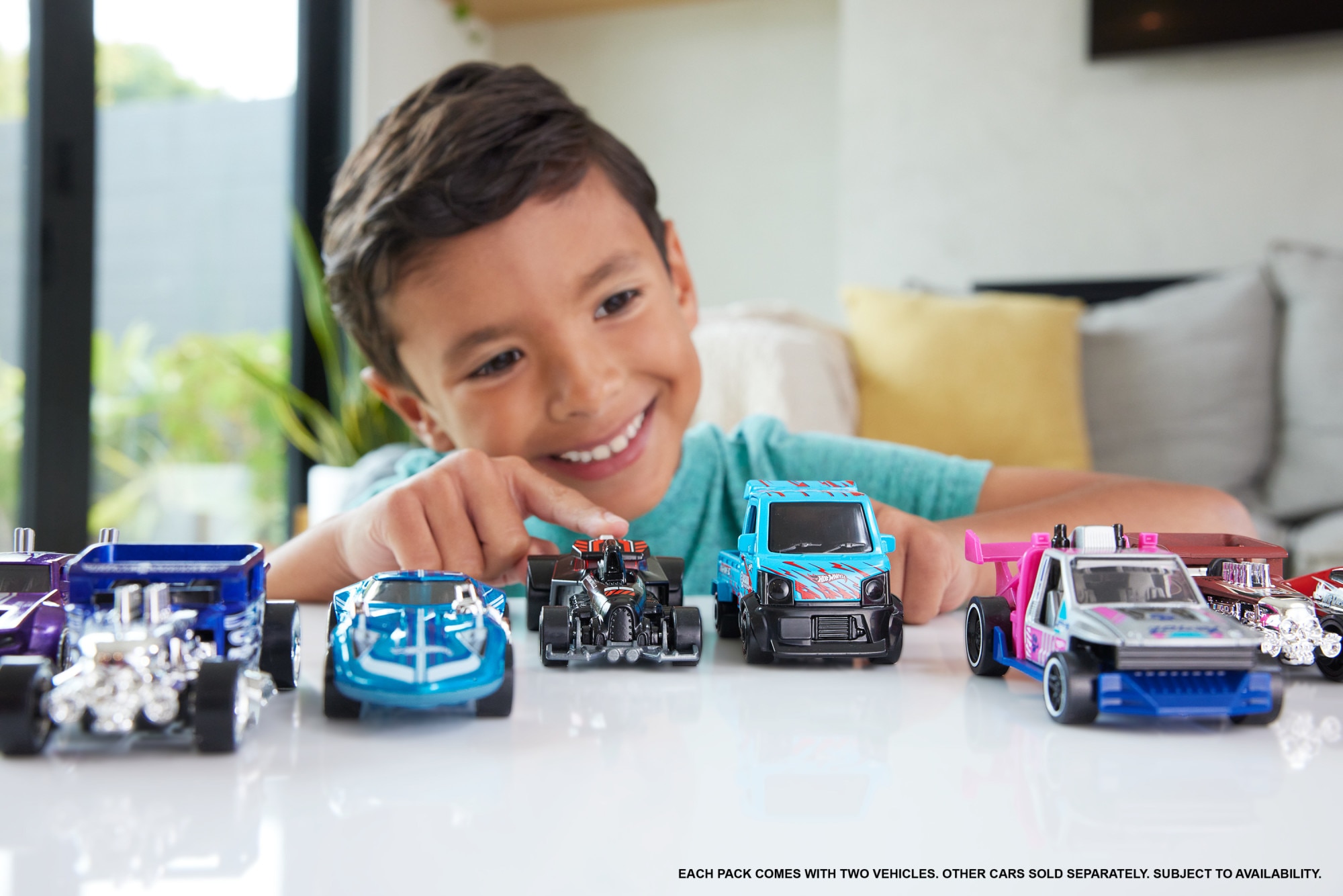 Pack 2 coches de juguete de carreras Hot Wheels 4