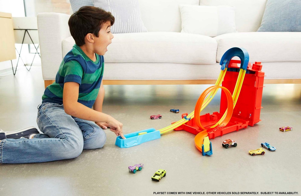 Caja Lata de gasolina Set de pistas para coches de juguete Hot Wheels Track Builder 3