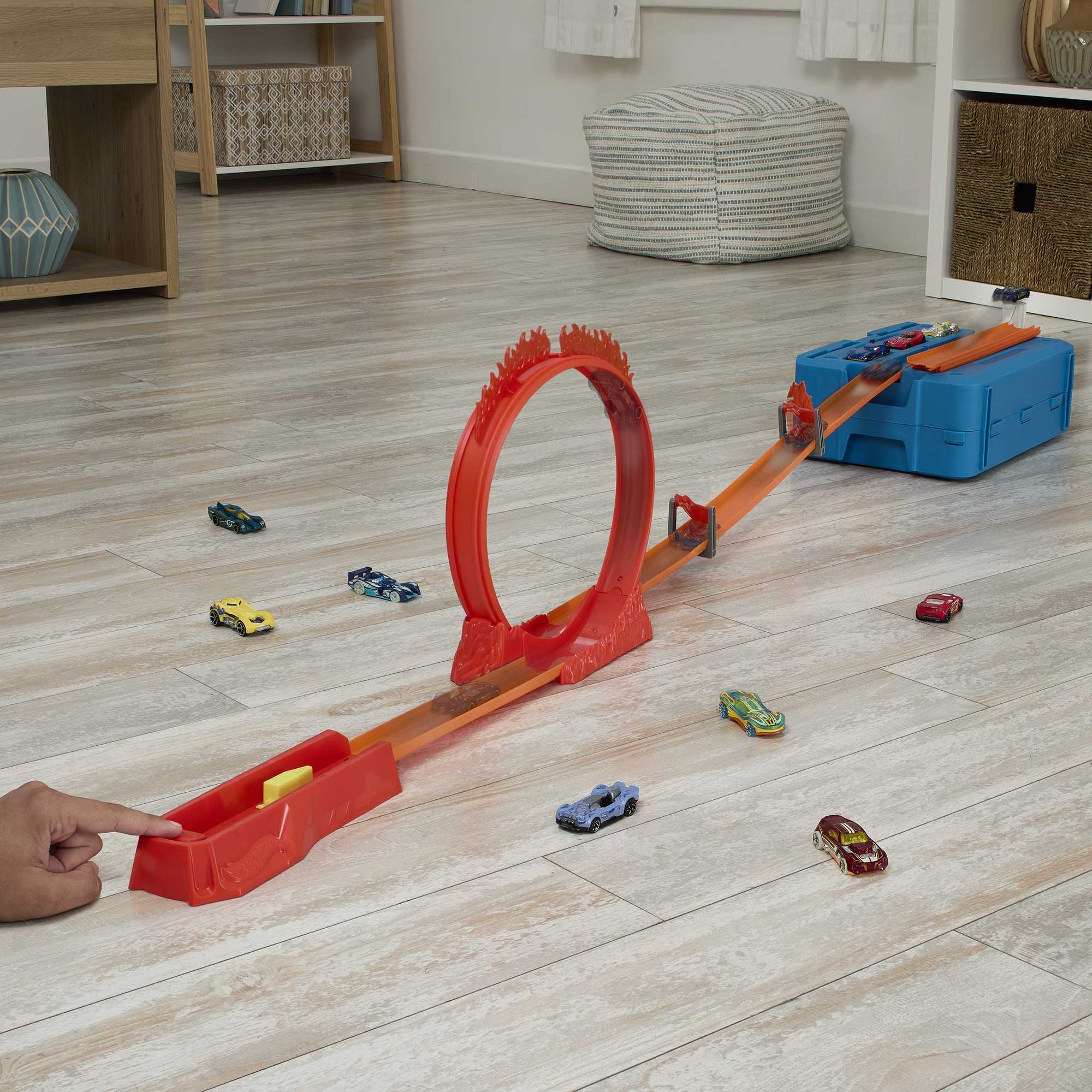 Pista Acrobacias de Fuego para coches de juguete Hot Wheels 3