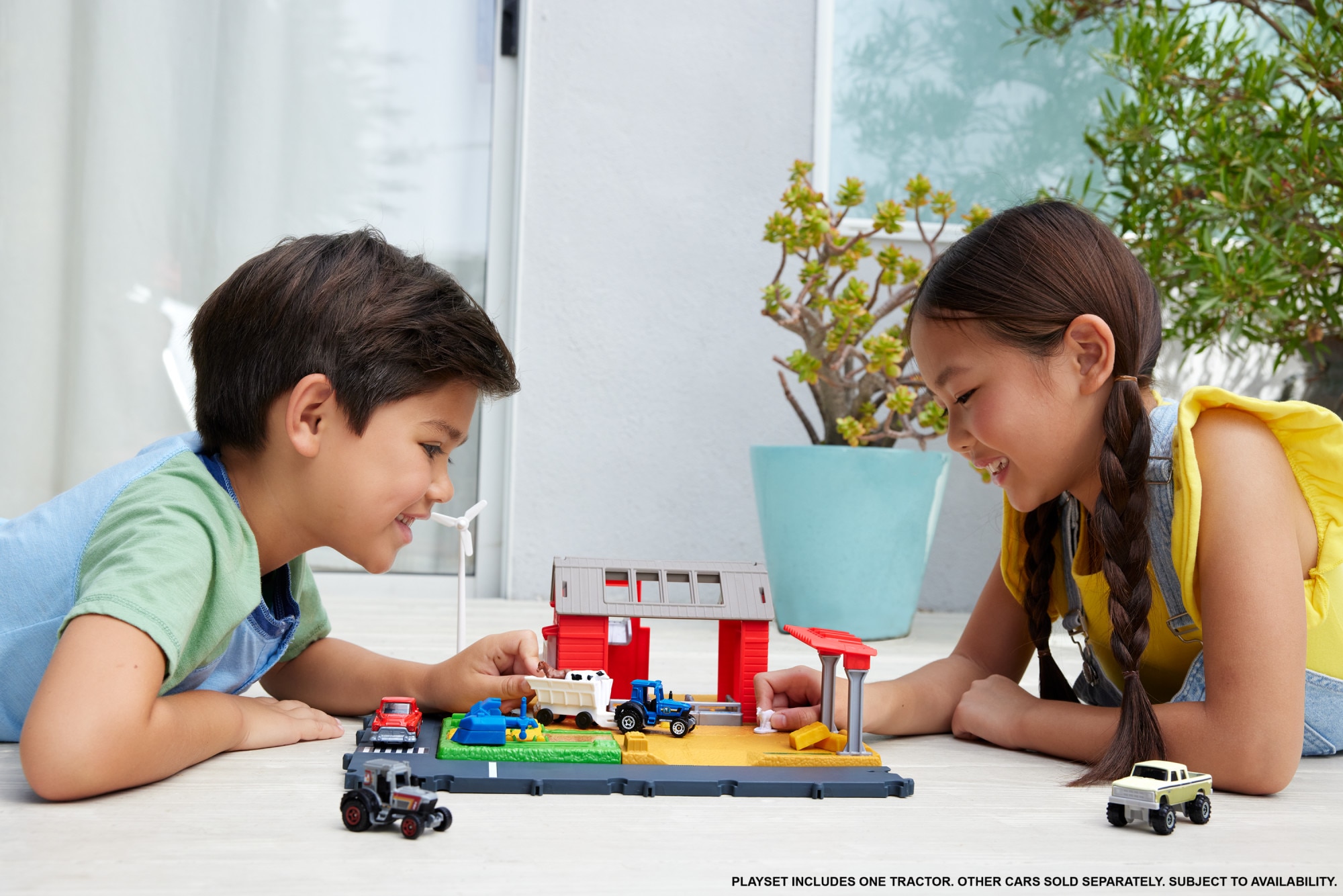 Set de juego con pistas para coches de juguete Granja con cosechas Matchbox 3