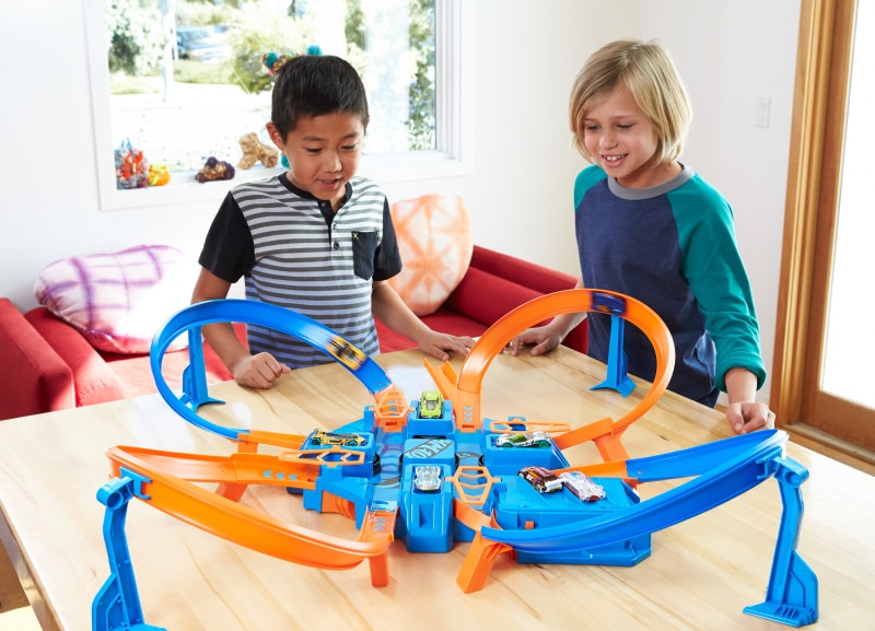 Pista para vehículos de juguete Criss Cross Crash Hot Wheels 3