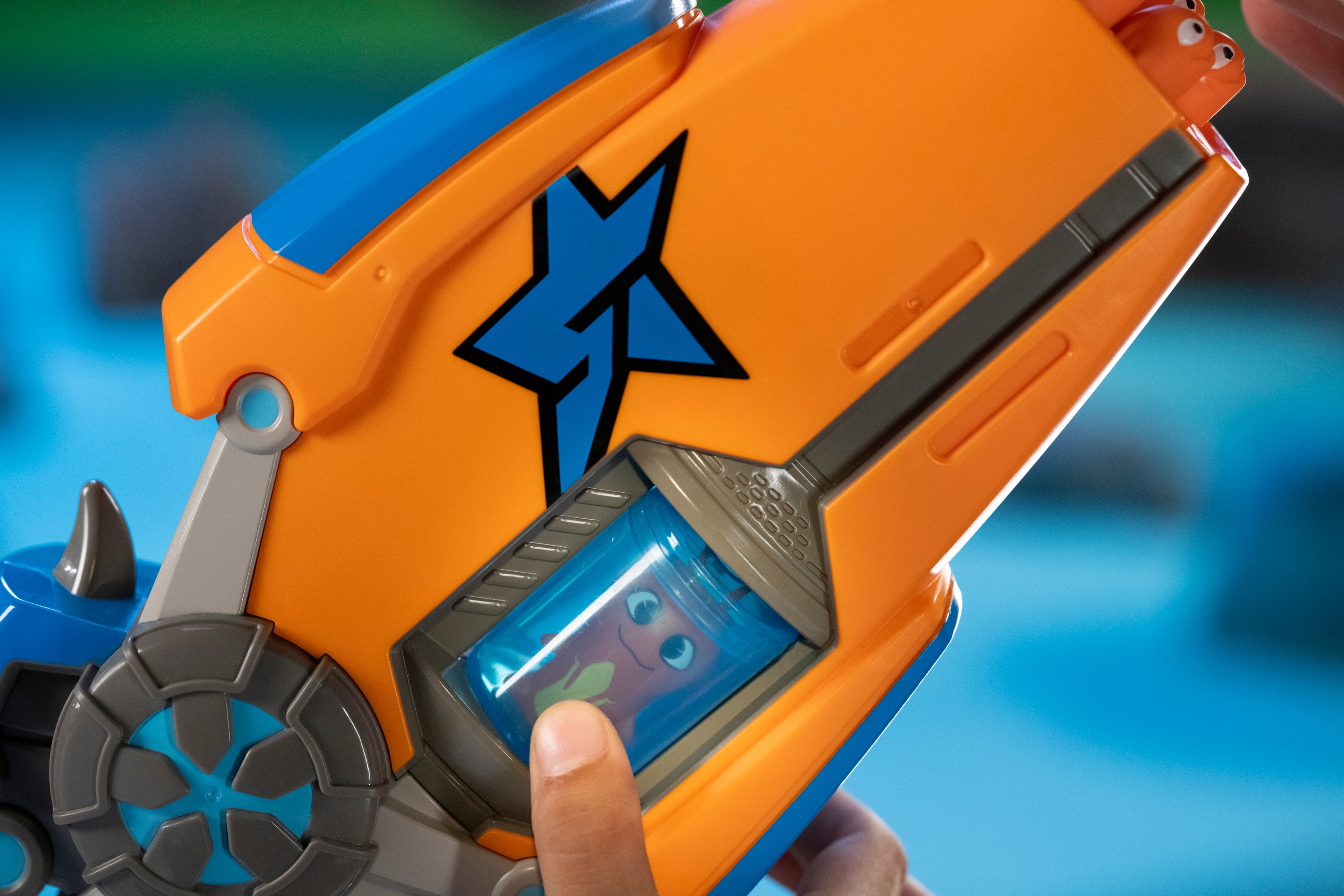 Pistola grande de juguete Slugterra Bizak 10