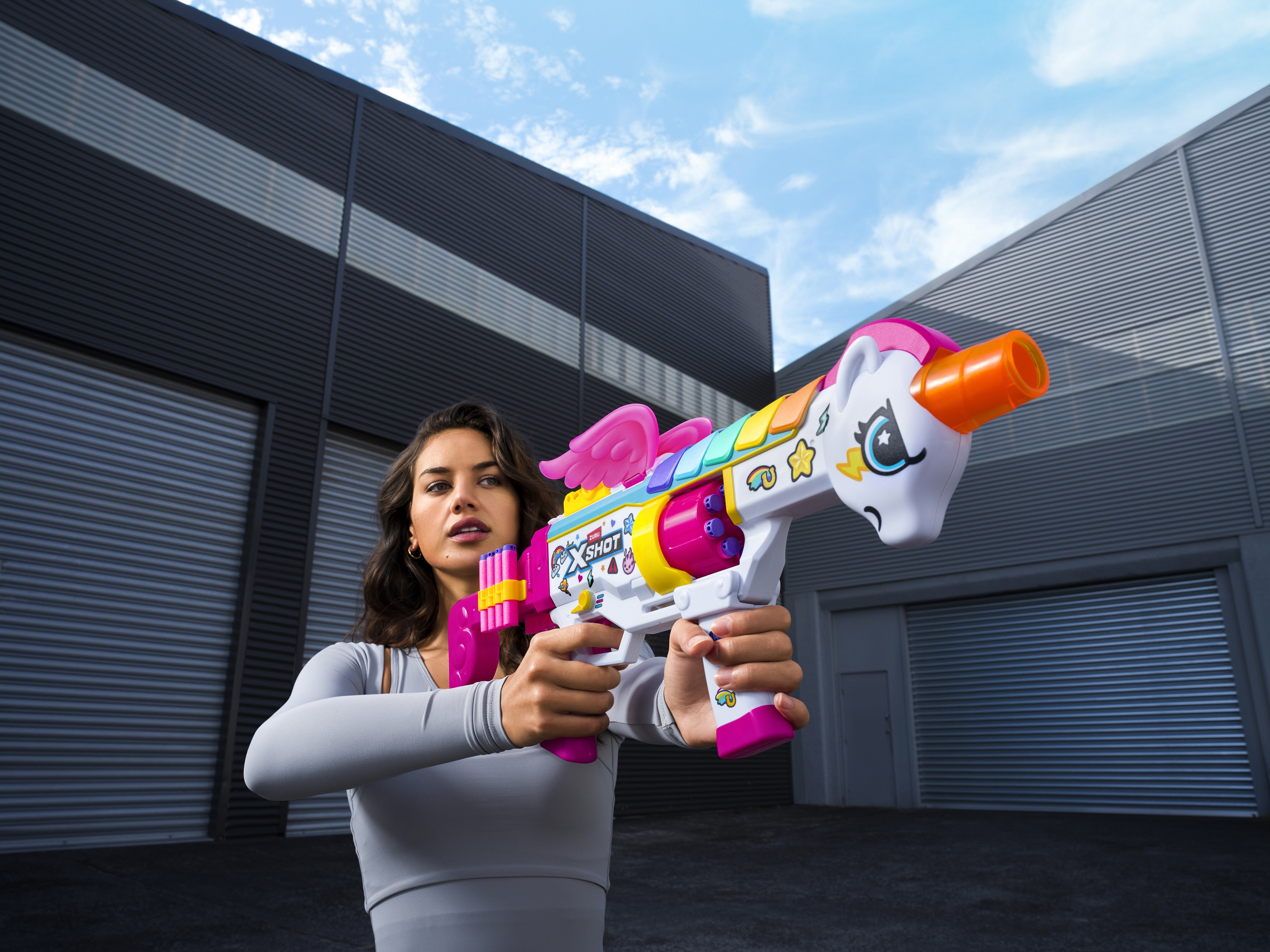 Lanzadora dardos de espuma Blastercorn Rizz X-Shot 4