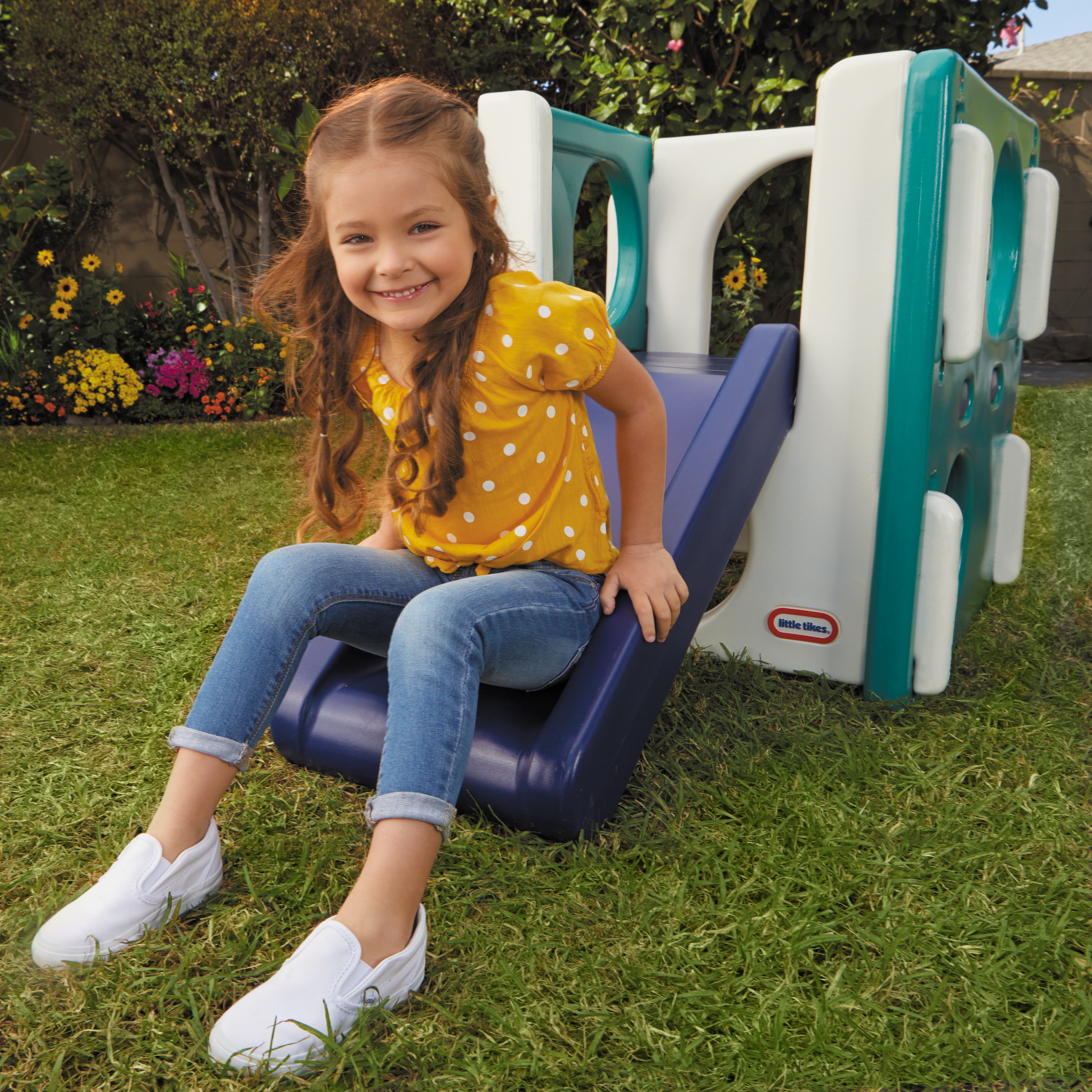 Tobogan con parque de juegos Little Tikes 2
