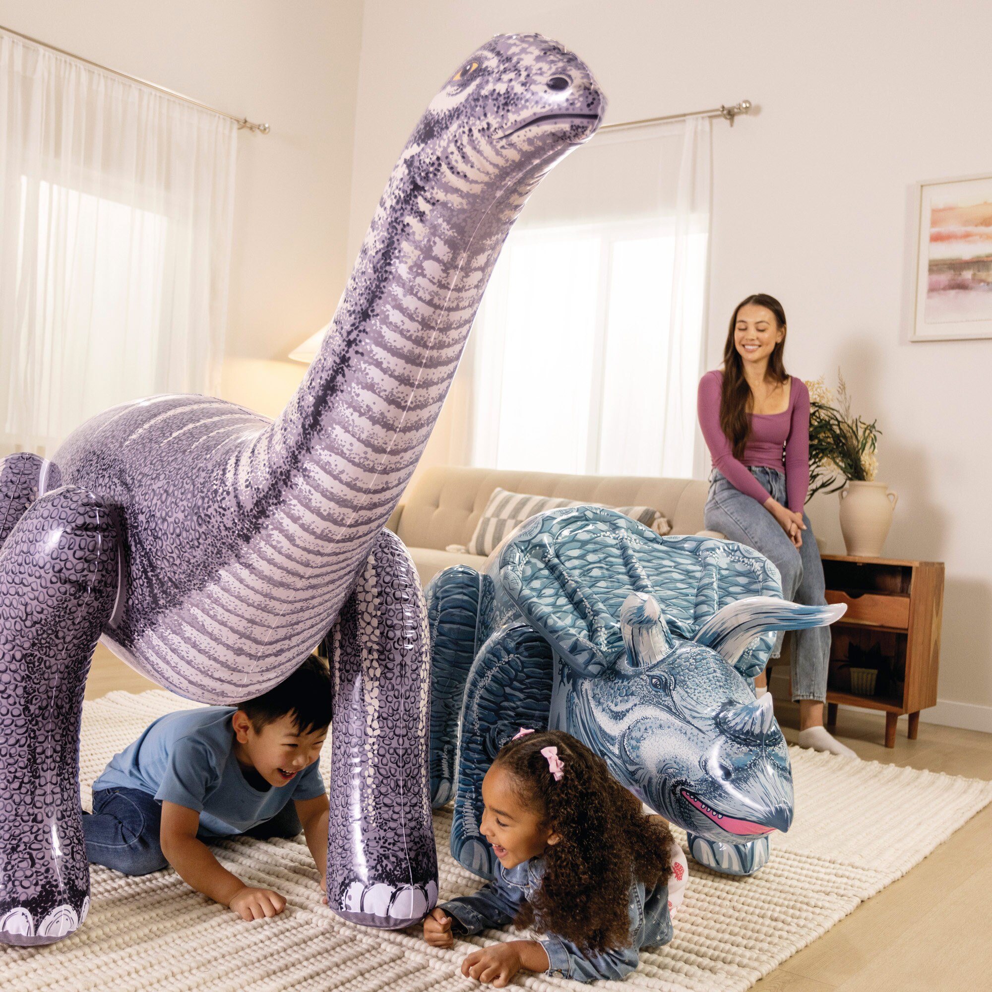 Tus amigos dinosaurios hinchables Intex 5