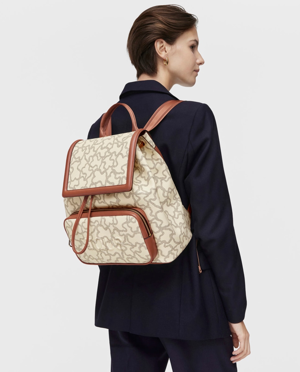 Mochila Estampada com Aba e Botão Magnético - Bege Bege-6