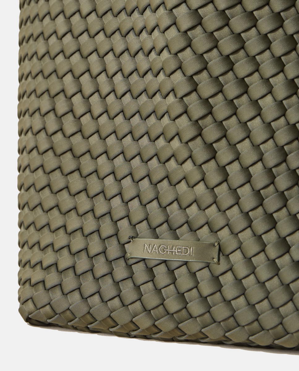 Mala Tipo Tote Grande Entrançada Modelo St Barths Verde-3