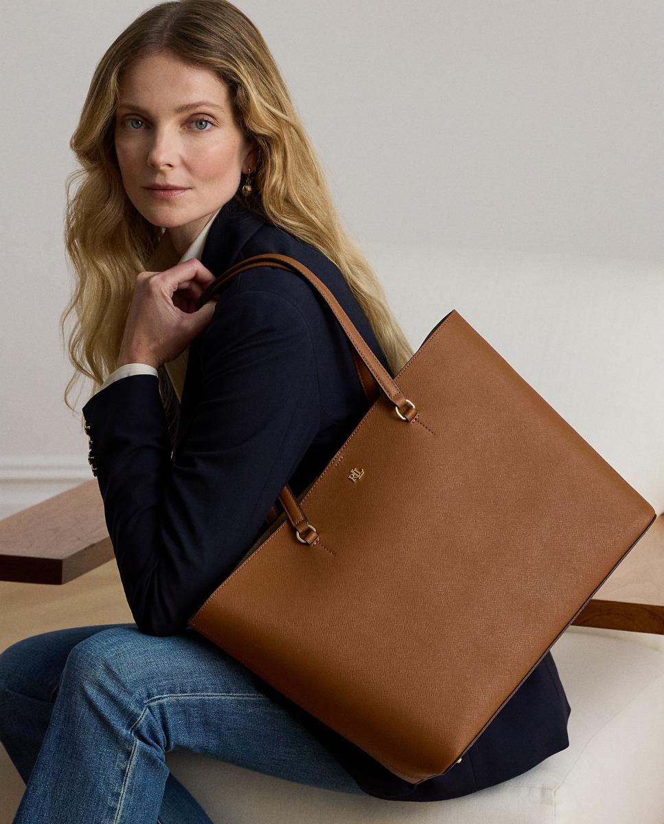 Mala Tipo Tote Grande de Pele Karly com Mosquetão - Camel Camel-8