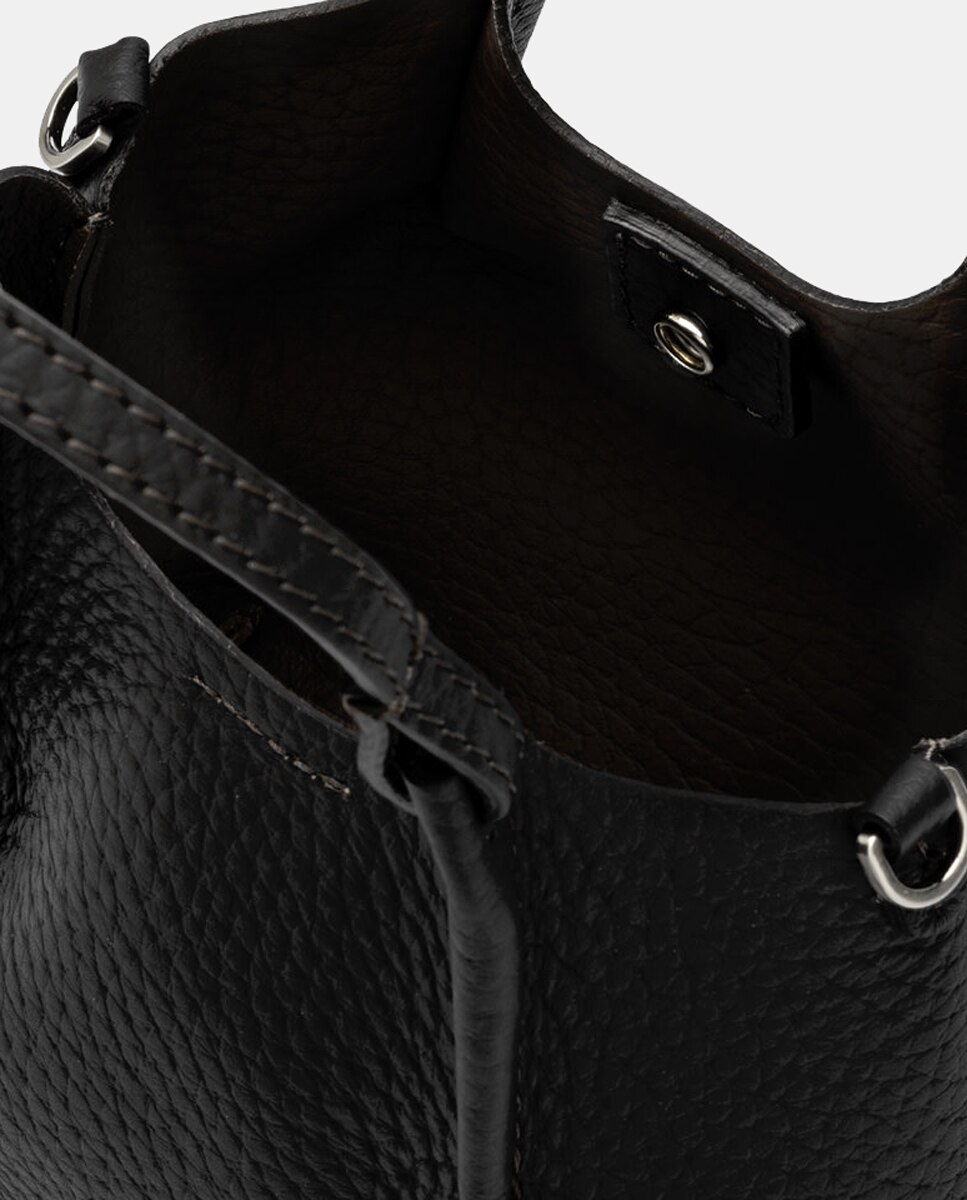 Mala Hobo com Alça de Tiracolo e em Pele de Bovino - Preto Preto-12