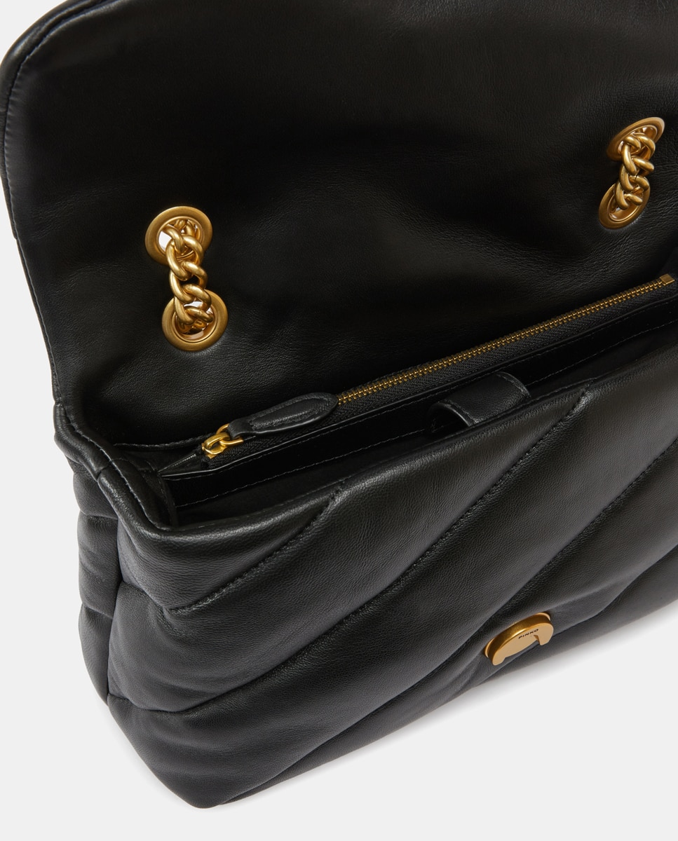 Mala a Tiracolo Classic Love Média com Aba e em Pele - Preto Preto-5
